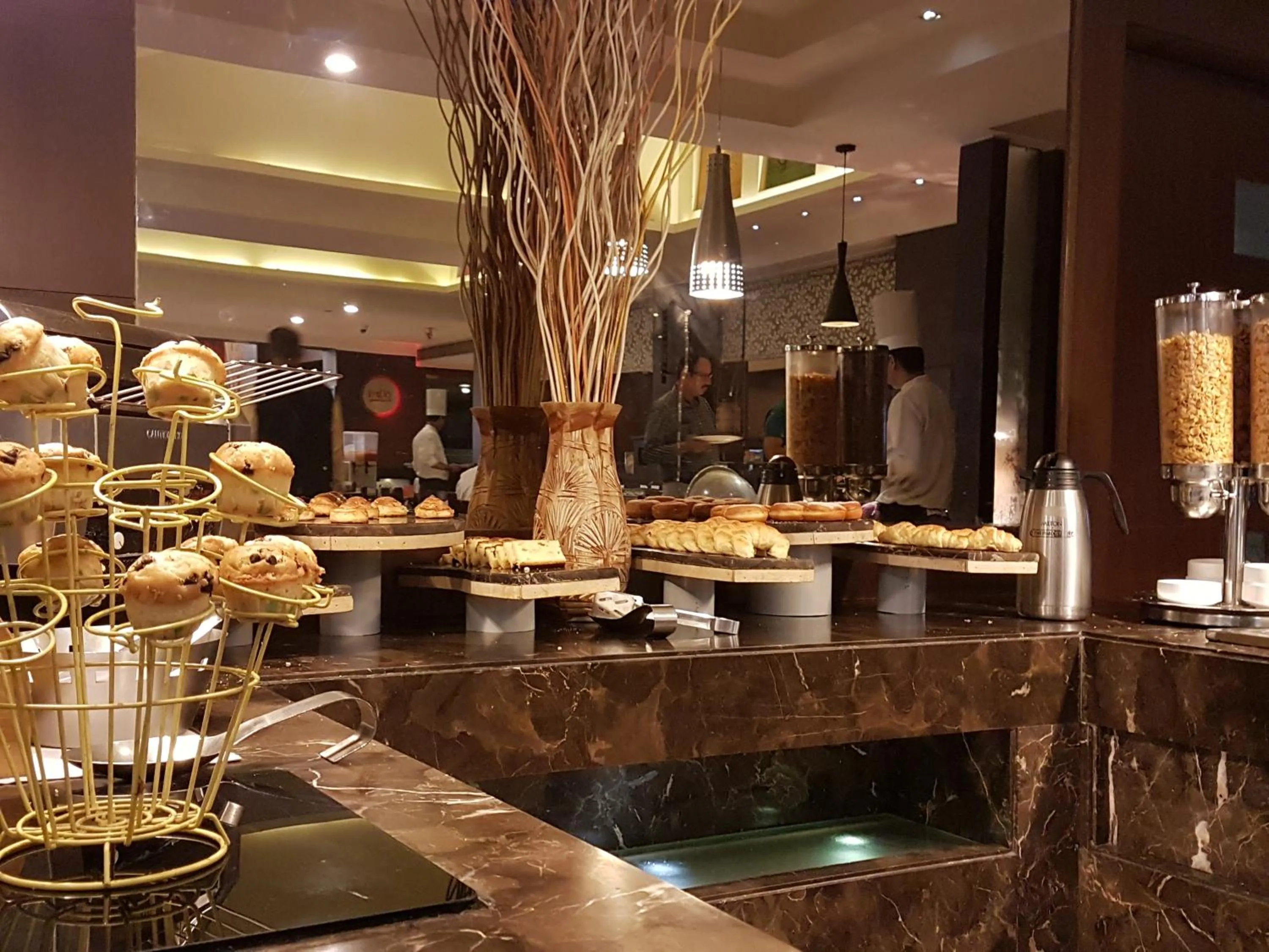 Buffet breakfast in Country Inn & Suites by Radisson, Gurugram Sector 12