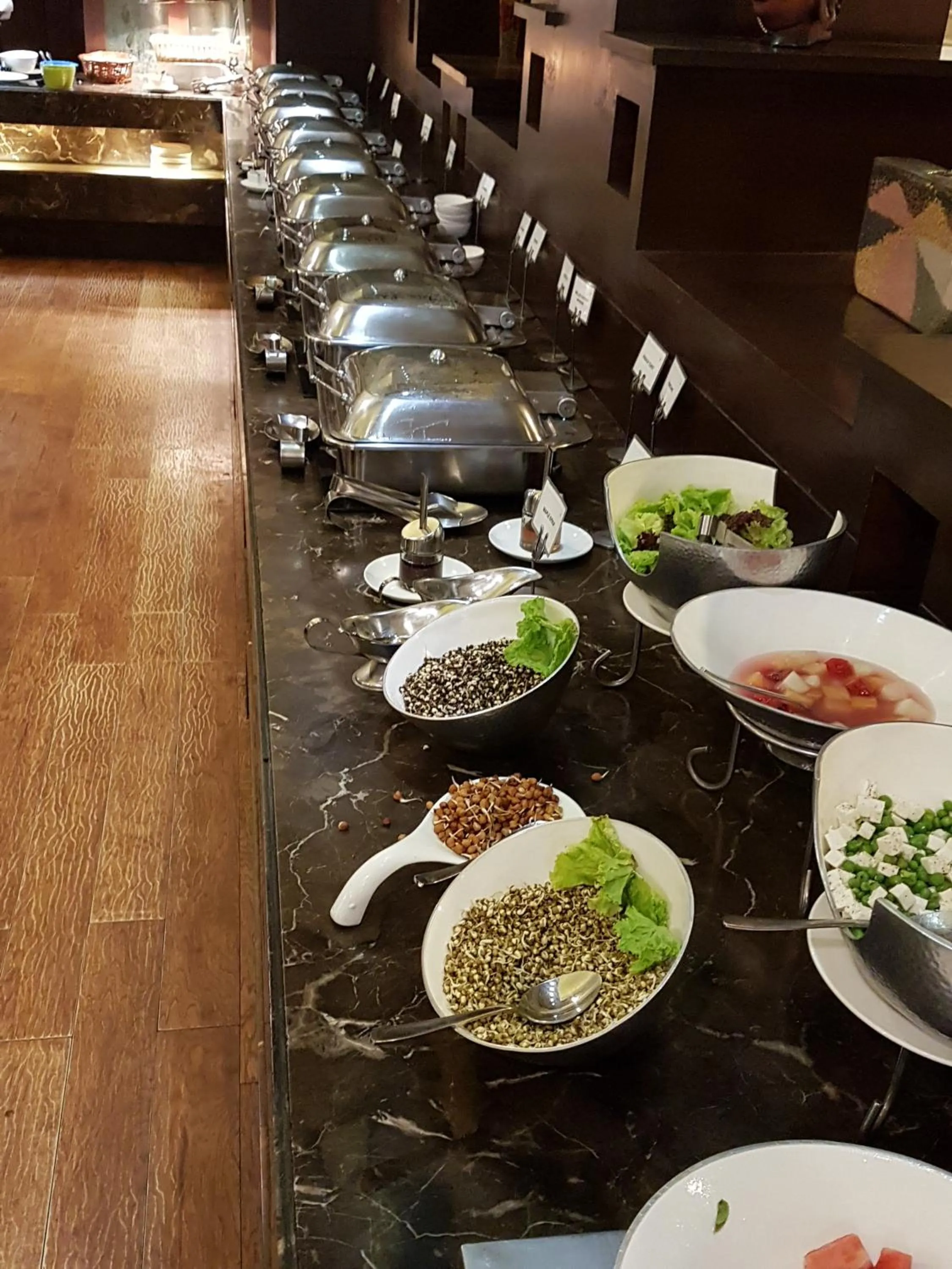 Buffet breakfast in Country Inn & Suites by Radisson, Gurugram Sector 12