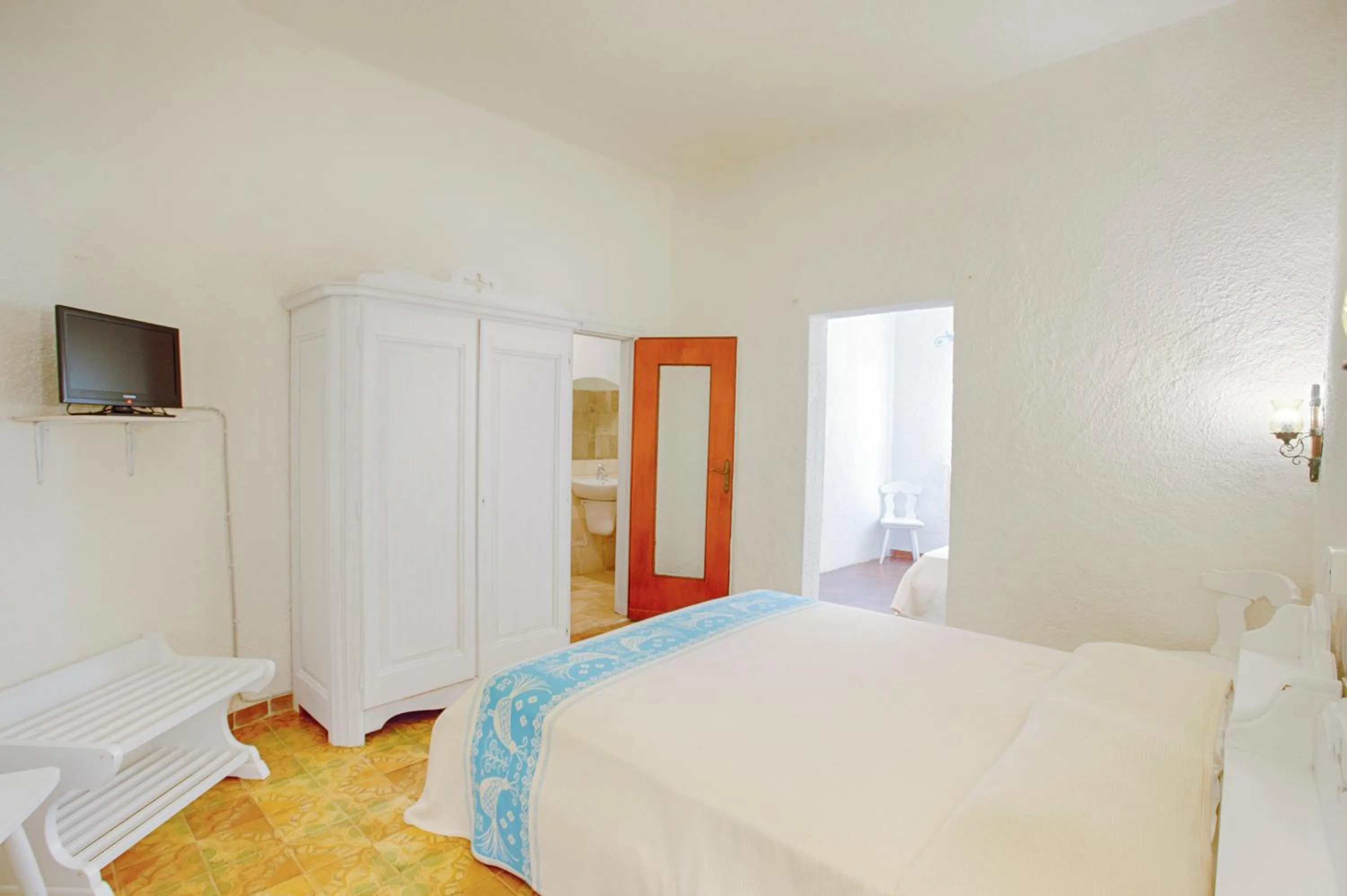 Bed in Hotel Al Faro