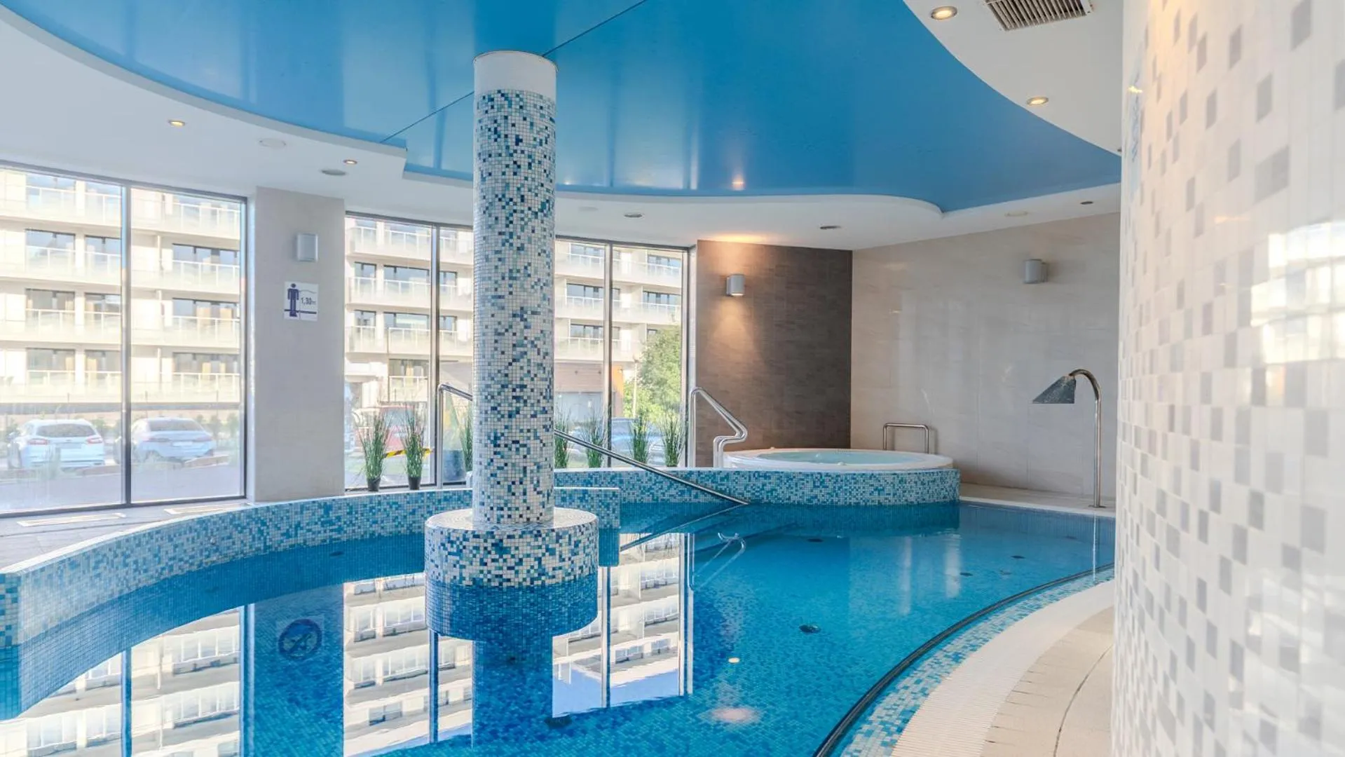 Swimming pool in Baltic Plaza Hotel Medi Spa