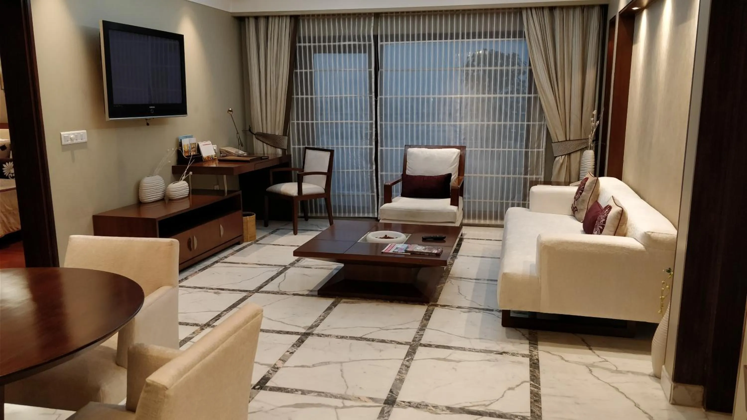 Living room in Jaypee Vasant Continental
