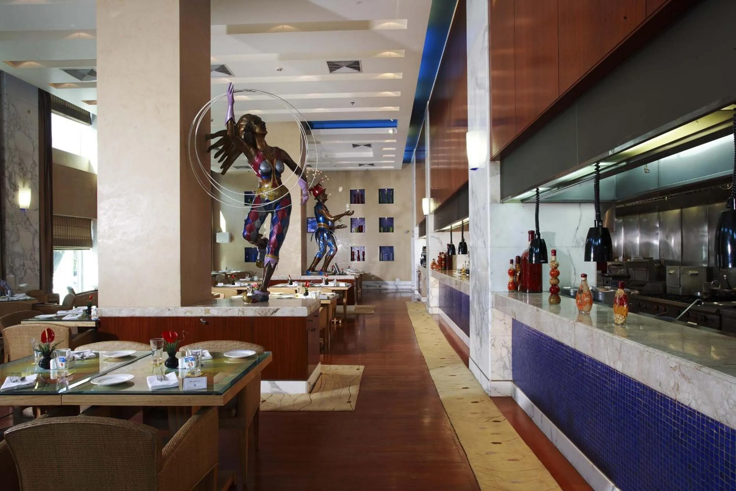 Restaurant/places to eat in Jaypee Vasant Continental