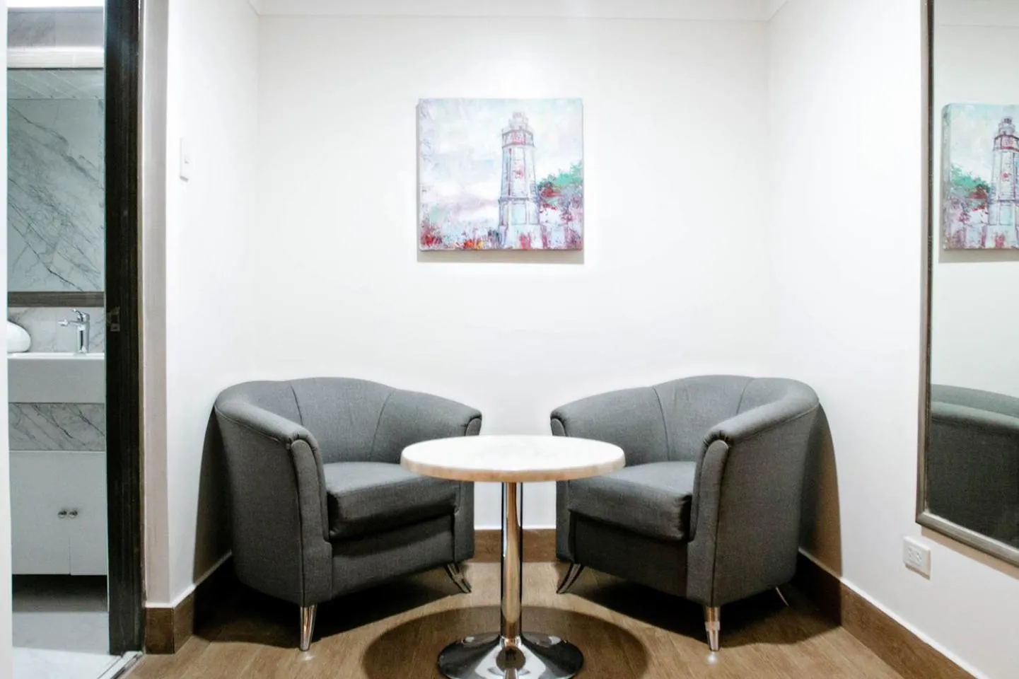 Seating area in Diamond Suites and Residences