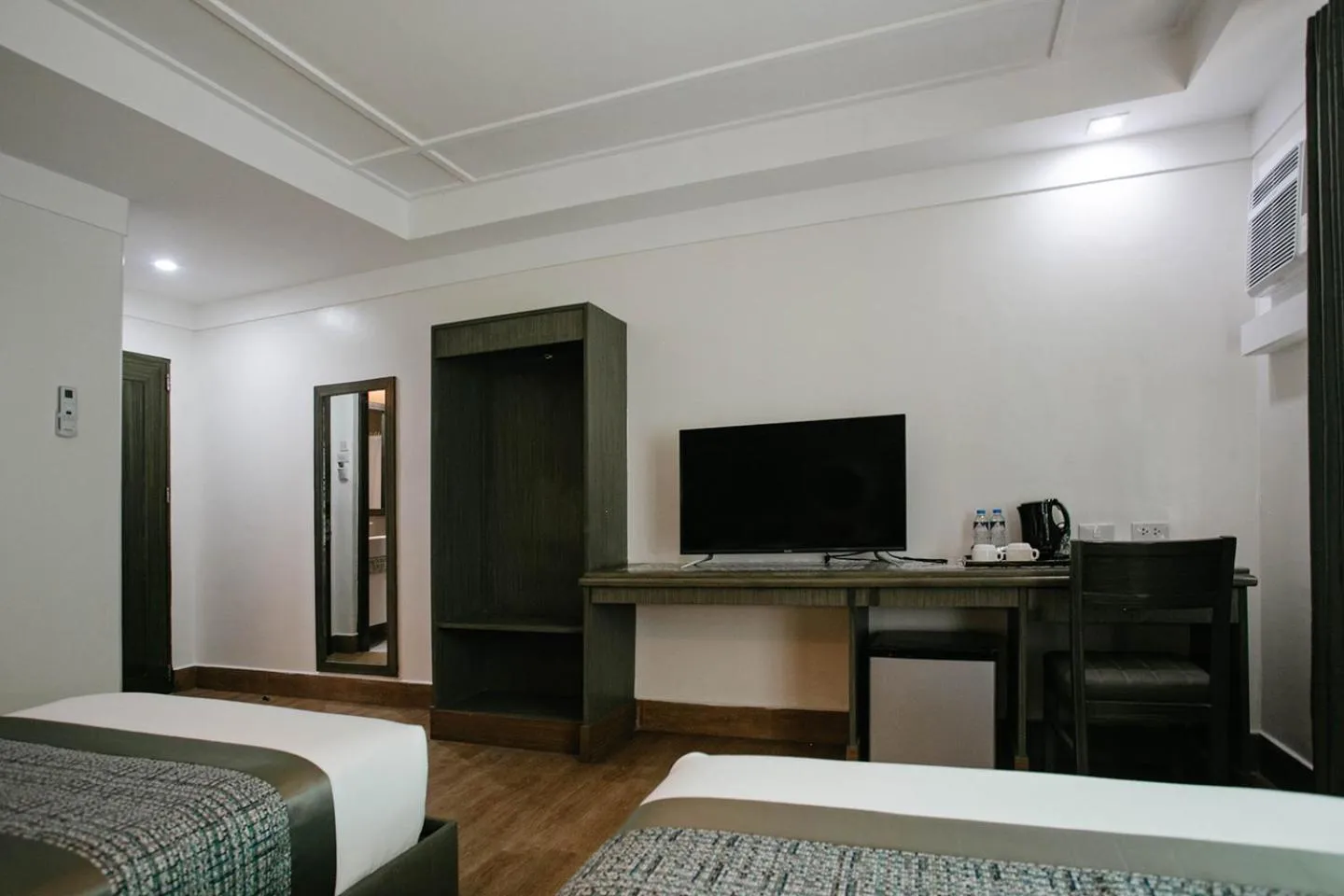 Bed in Diamond Suites and Residences