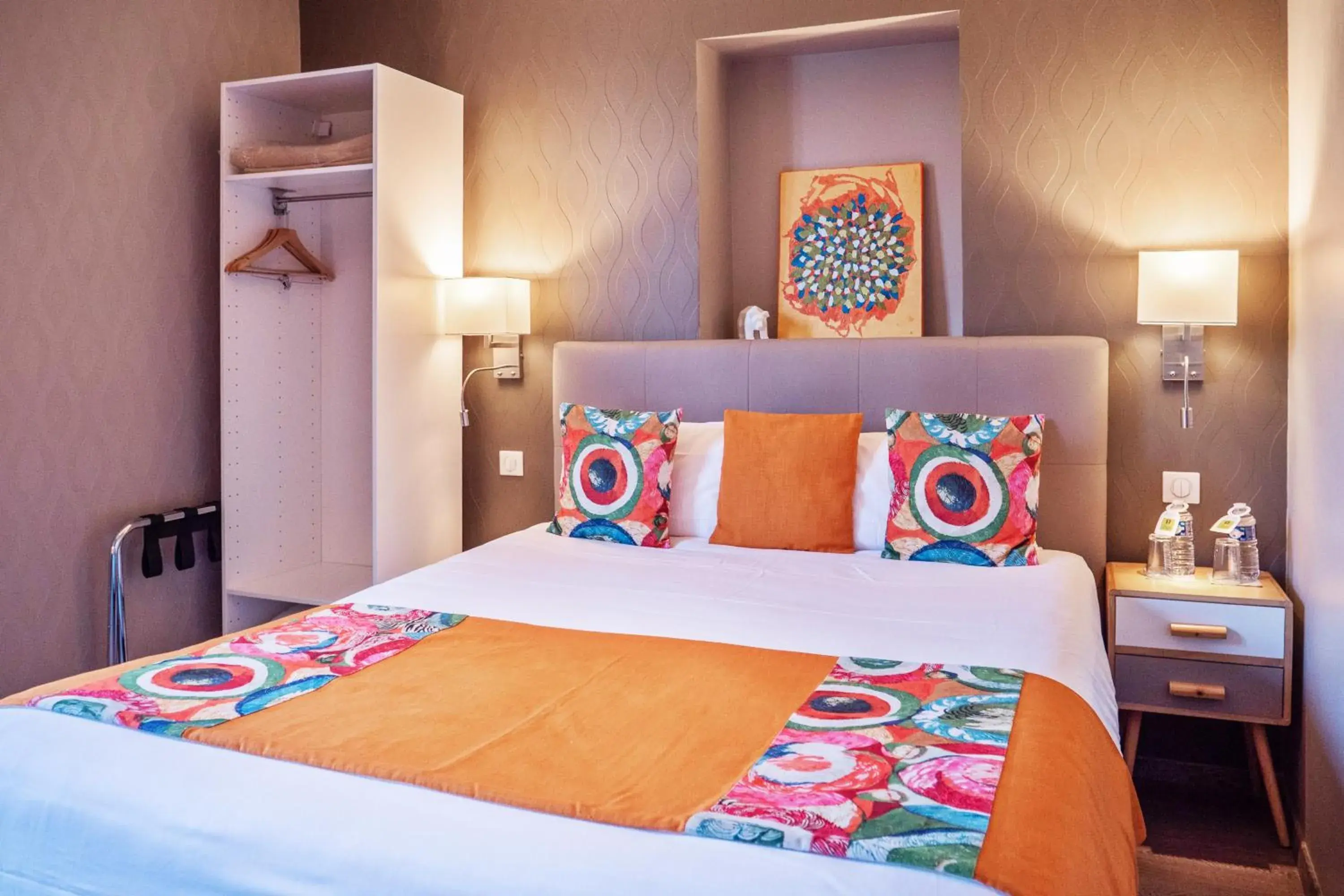 Double Room in Logis - Auberge de l'Abbaye Double Room in Logis - Auberge de l'Abbaye