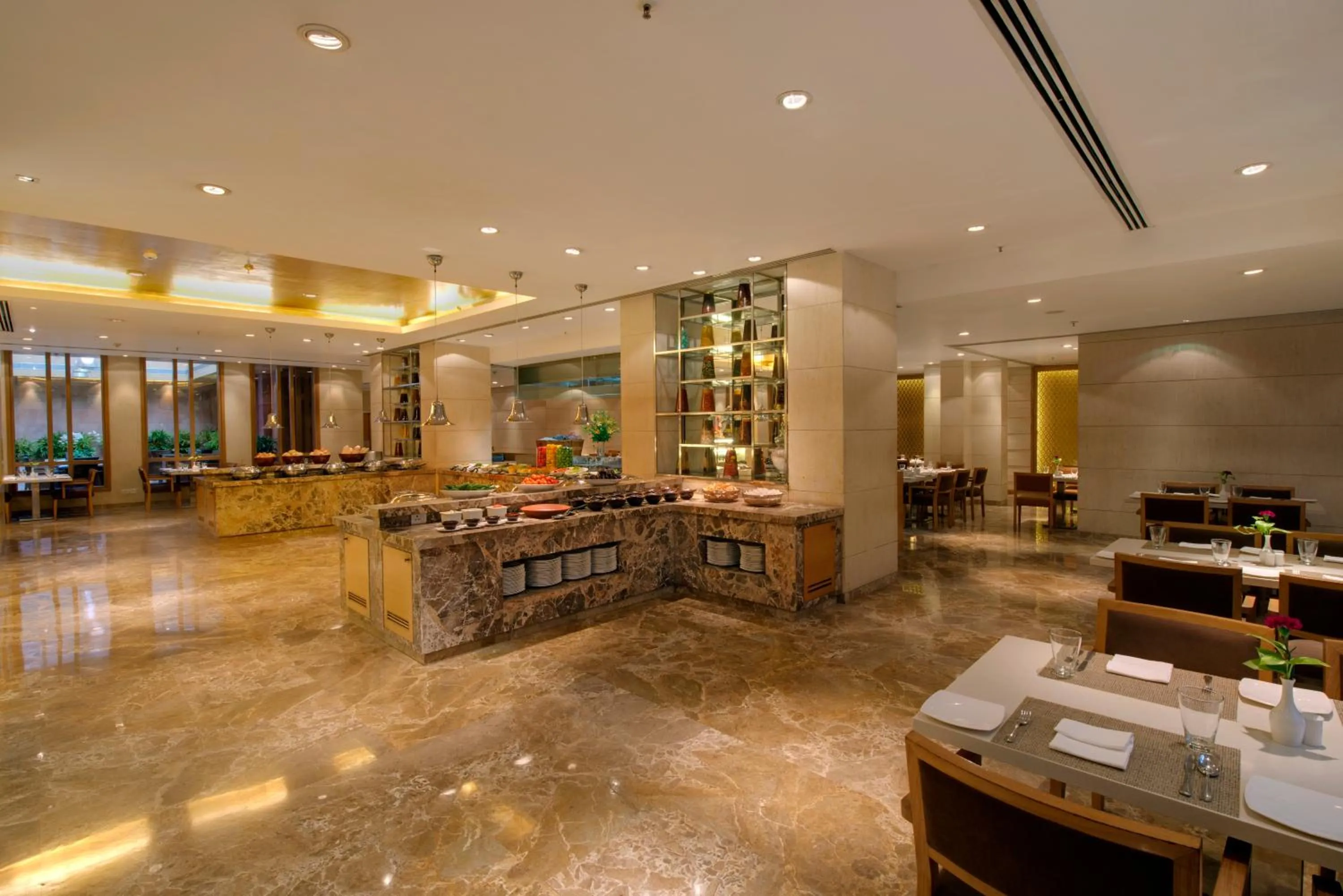 Restaurant/places to eat in Jaypee Palace Hotel