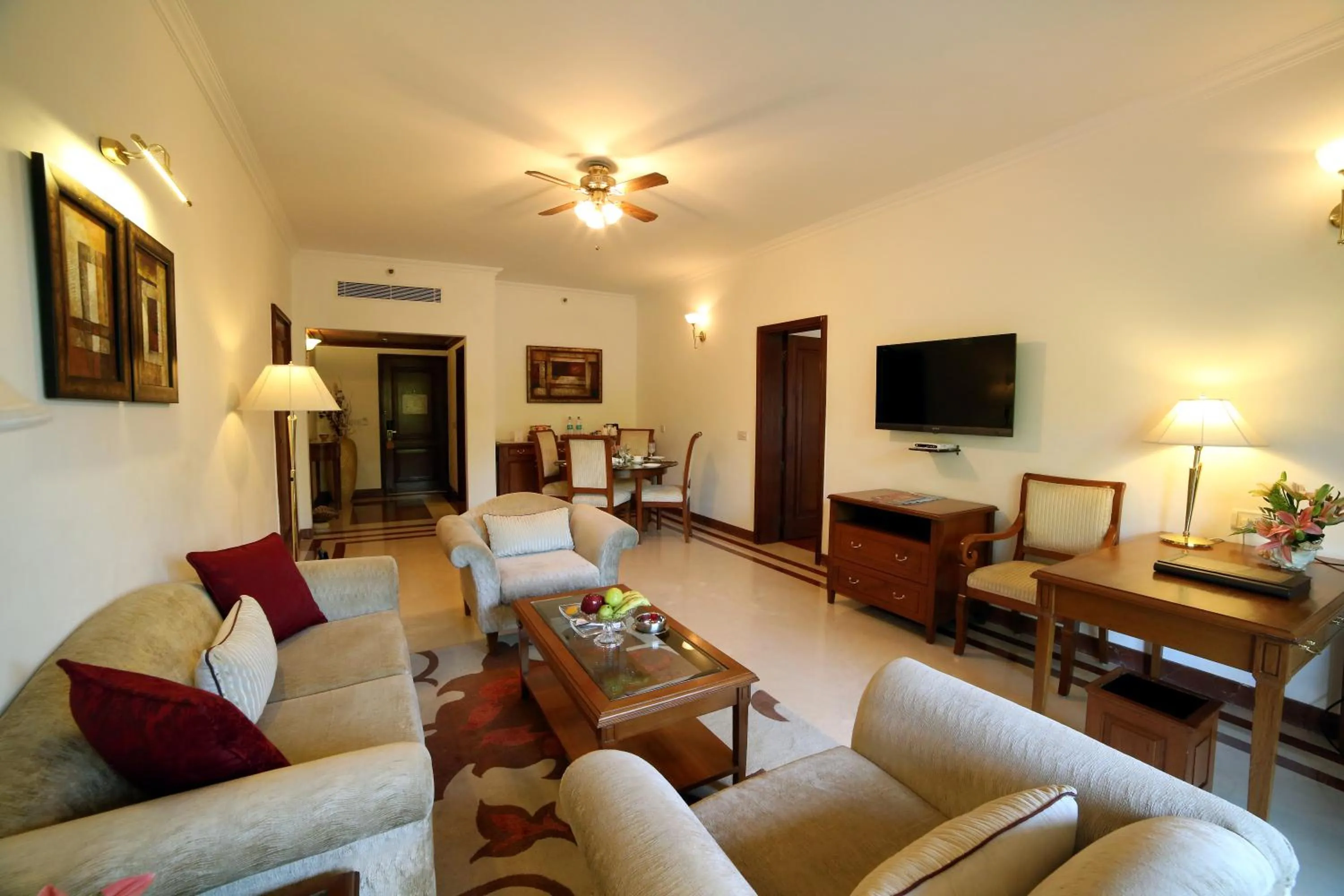 Living room in Jaypee Palace Hotel