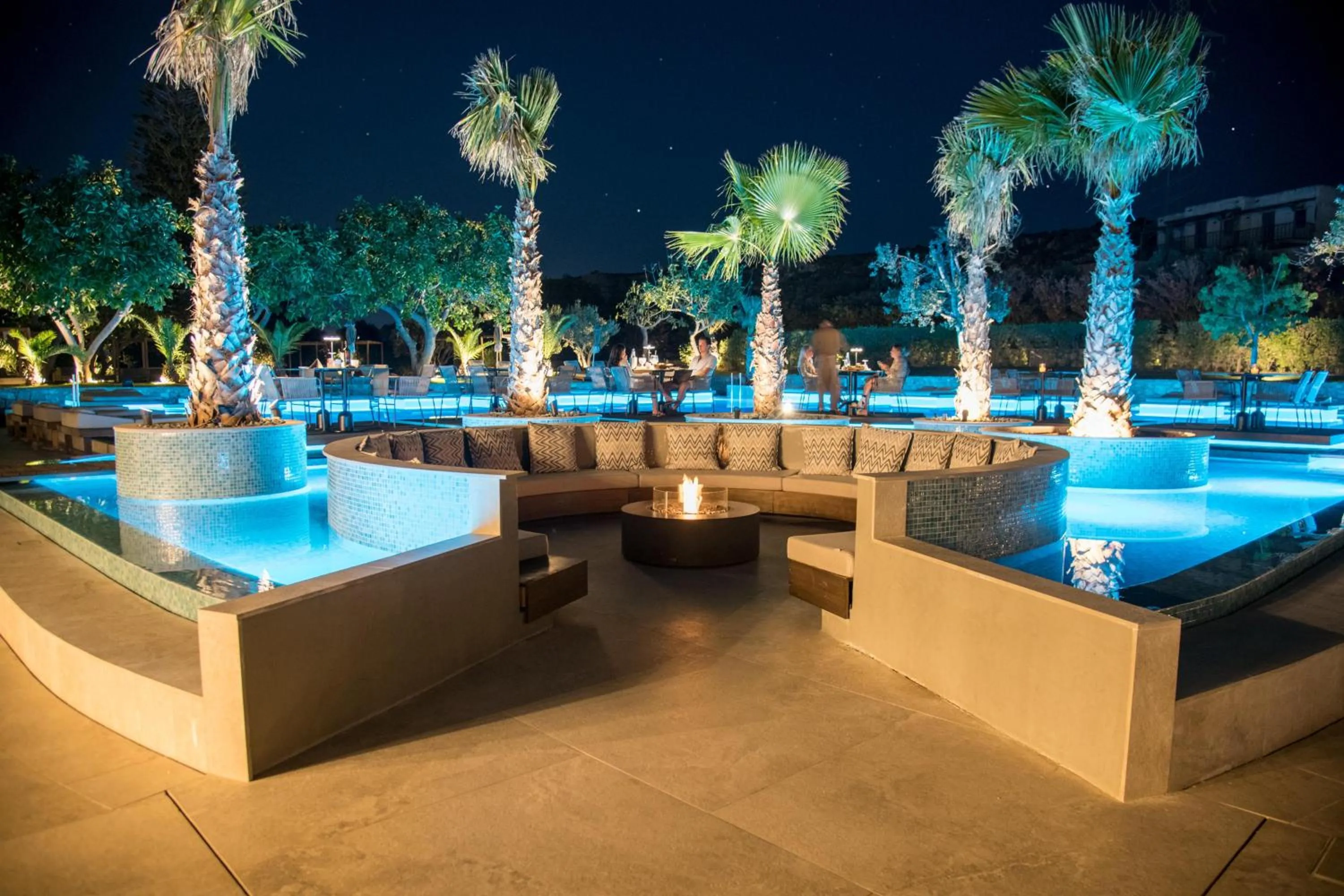 Swimming pool in KING MINOS RETREAT Resort & Spa