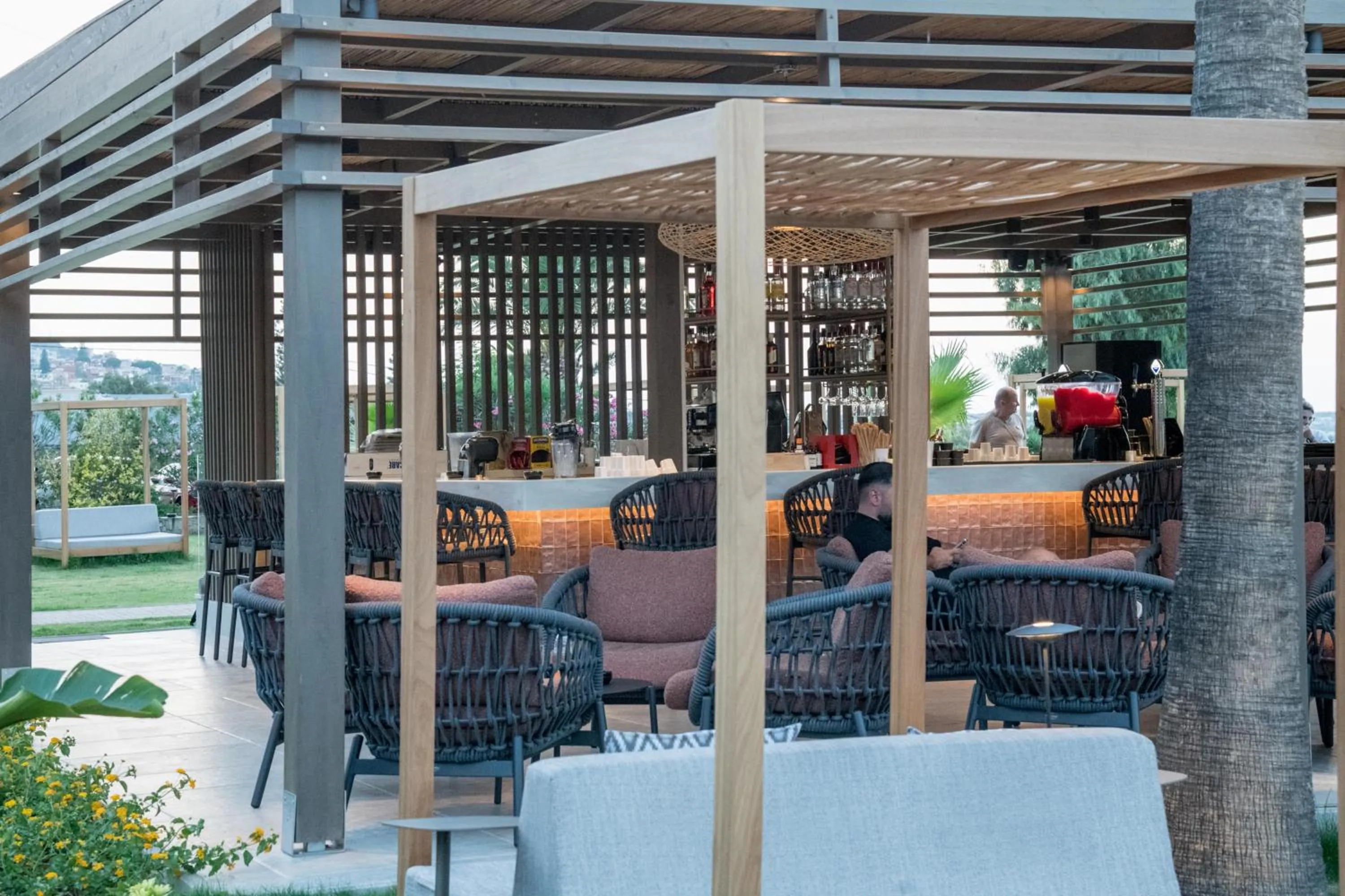 Lounge or bar in KING MINOS RETREAT Resort & Spa