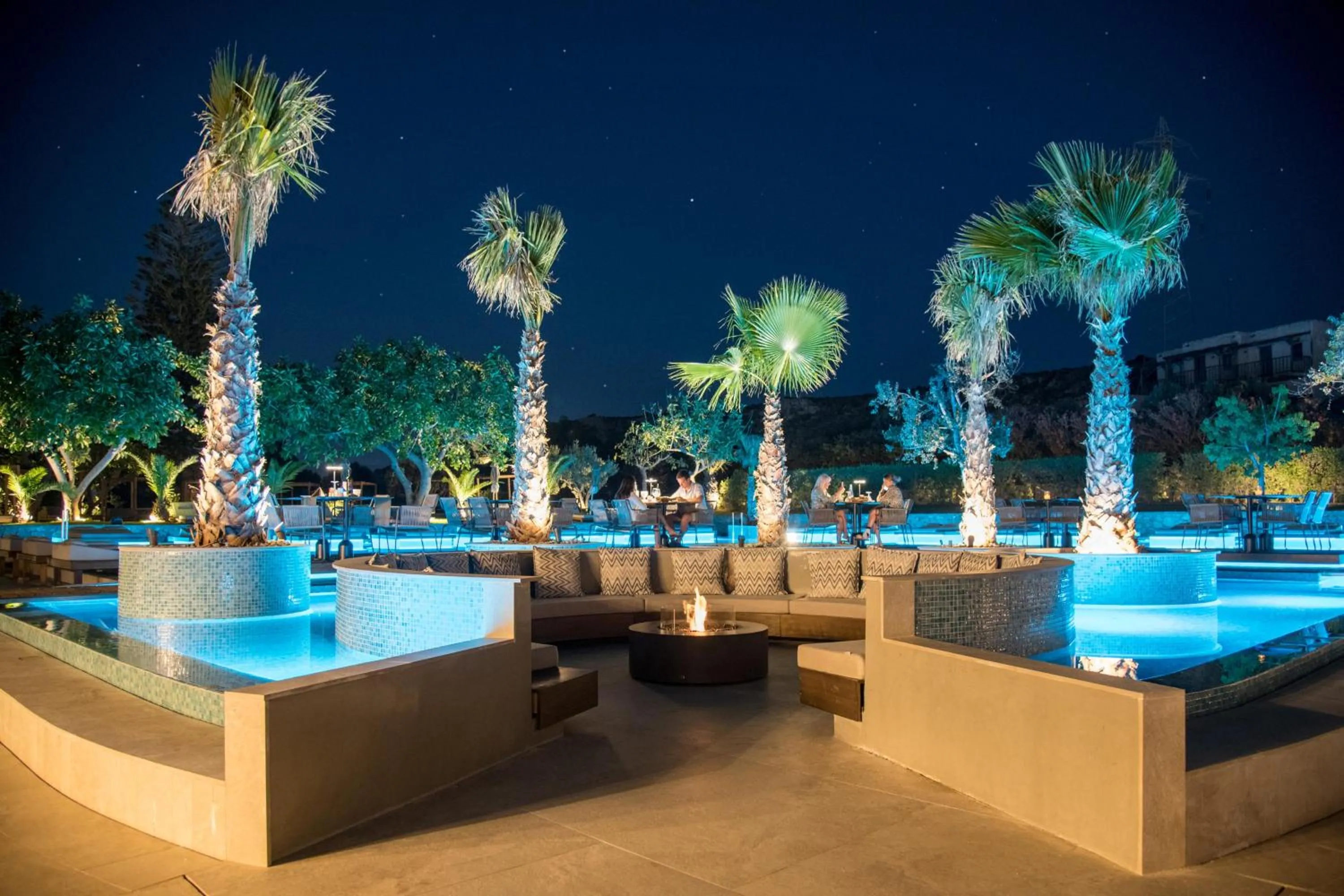 Swimming pool in KING MINOS RETREAT Resort & Spa