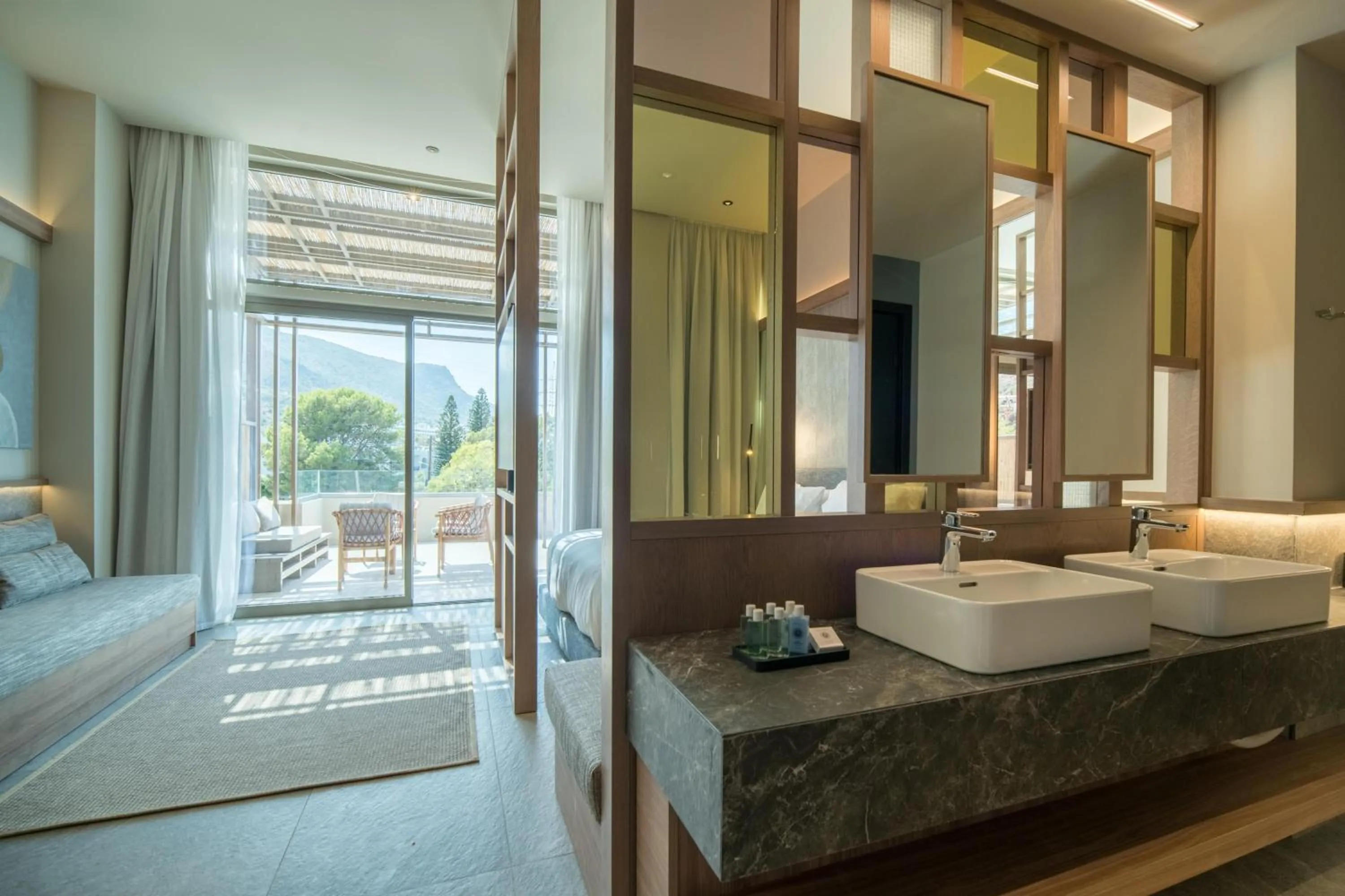 Bathroom, Bed in KING MINOS RETREAT Resort & Spa
