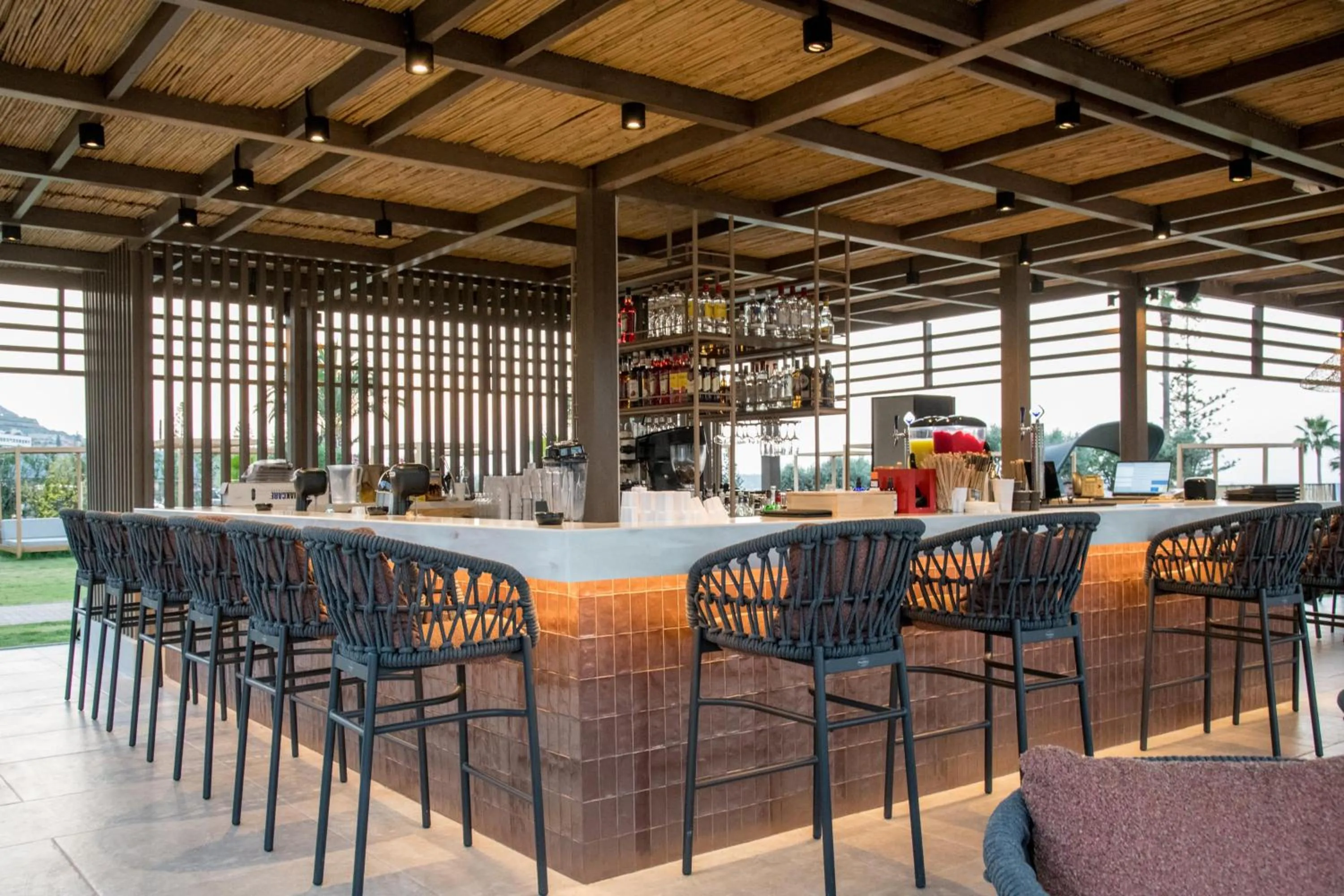 Lounge or bar in KING MINOS RETREAT Resort & Spa