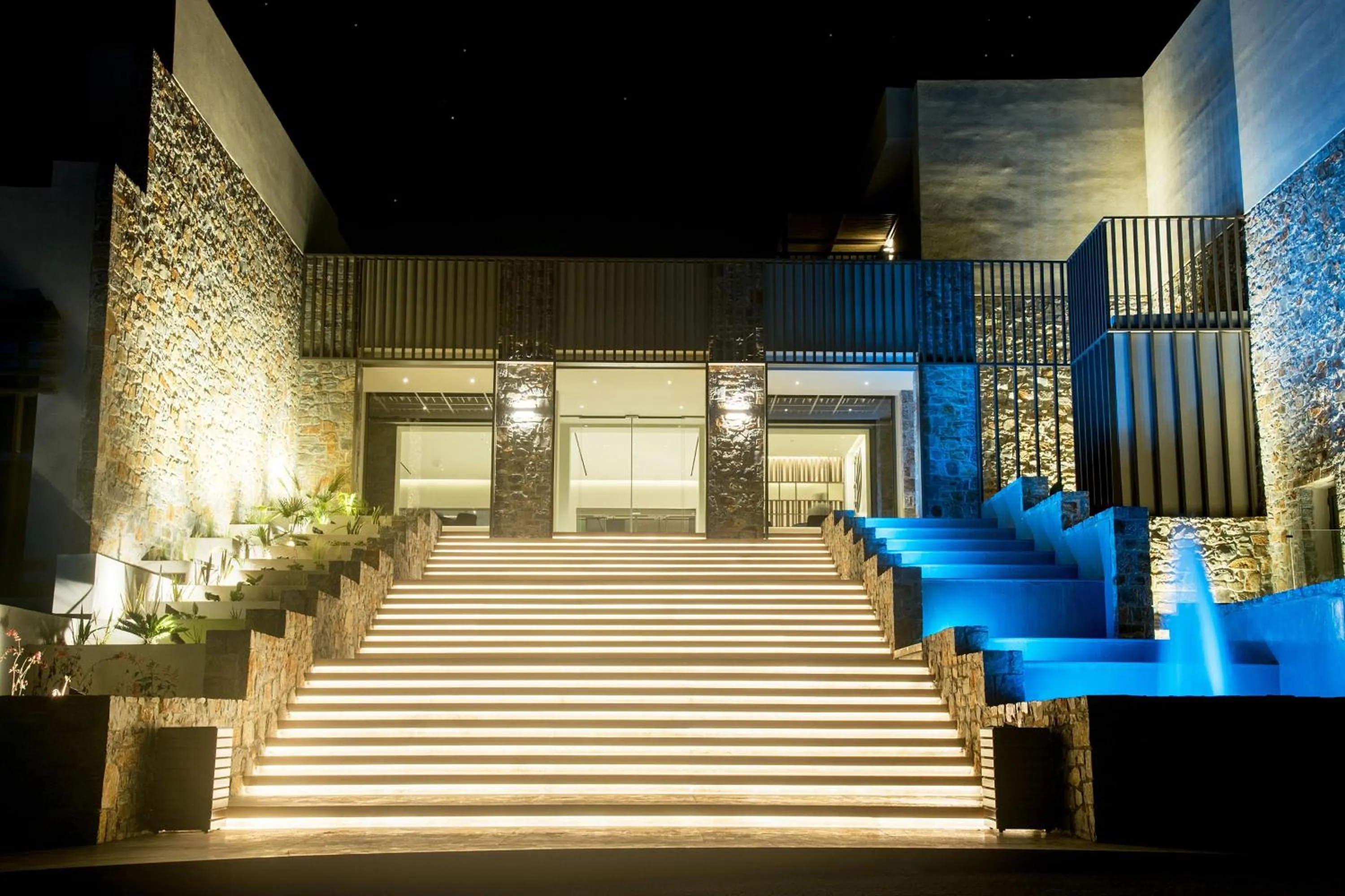 Property building in KING MINOS RETREAT Resort & Spa