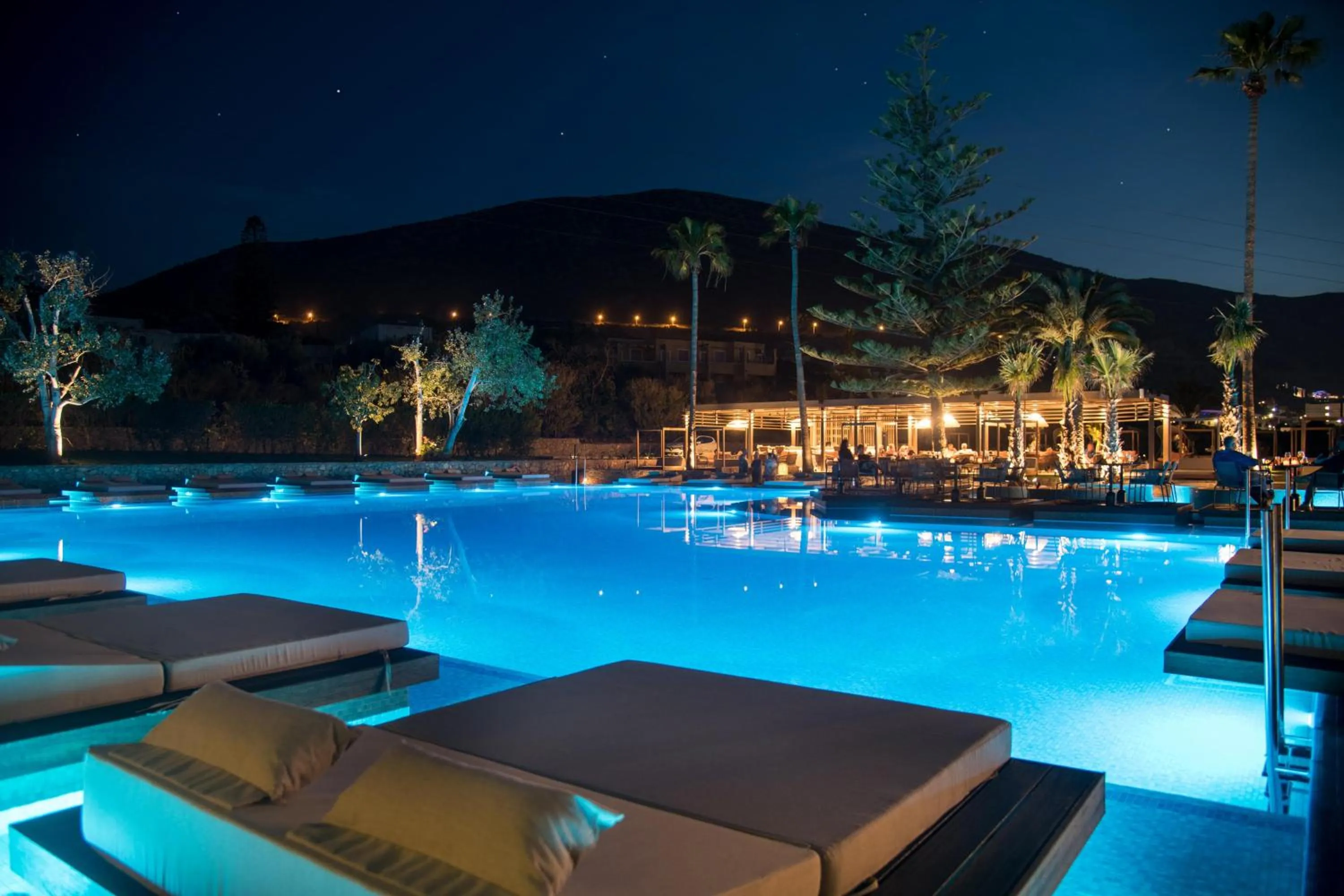 Swimming pool in KING MINOS RETREAT Resort & Spa