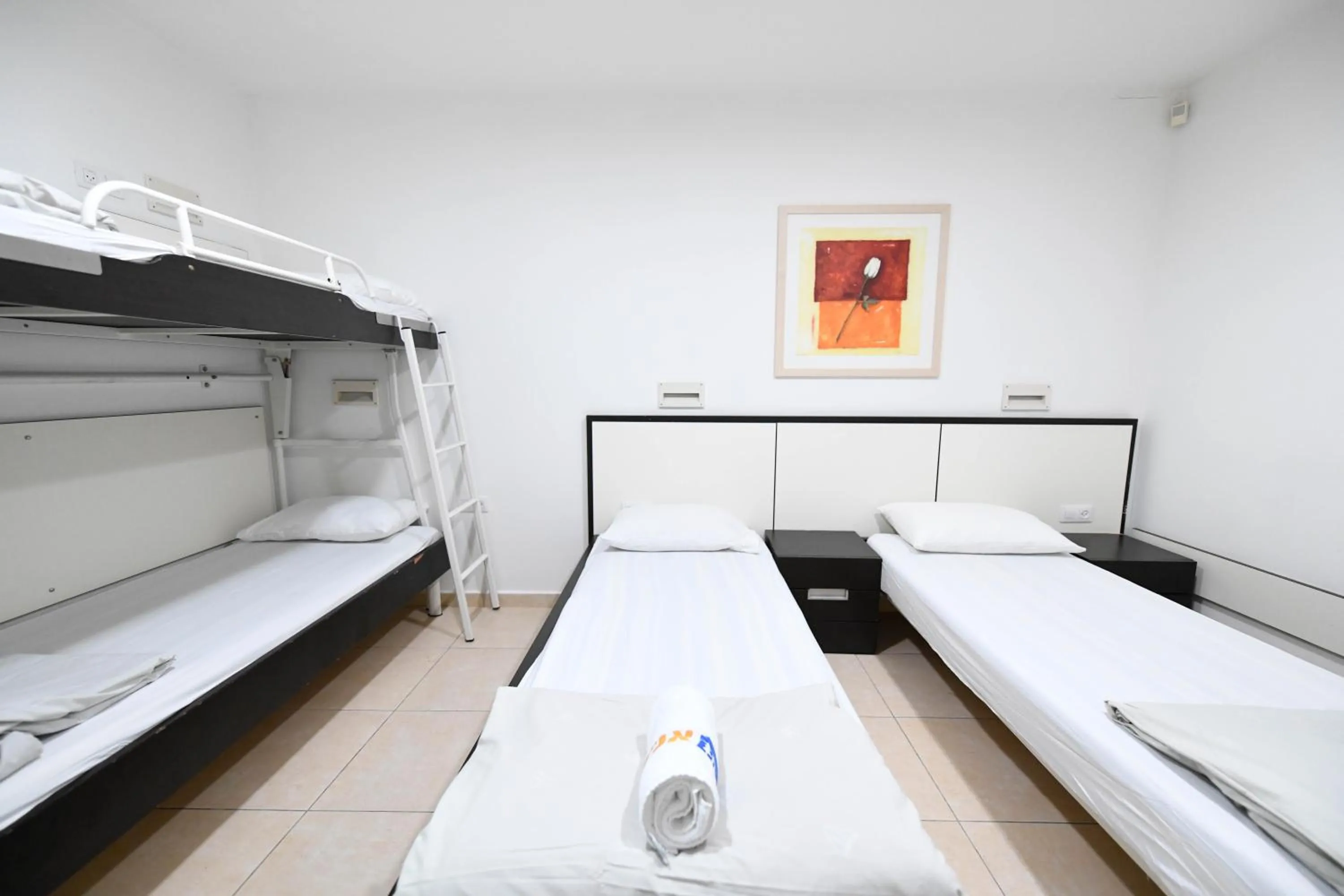 Staff, Bed in HI - Eilat Hostel