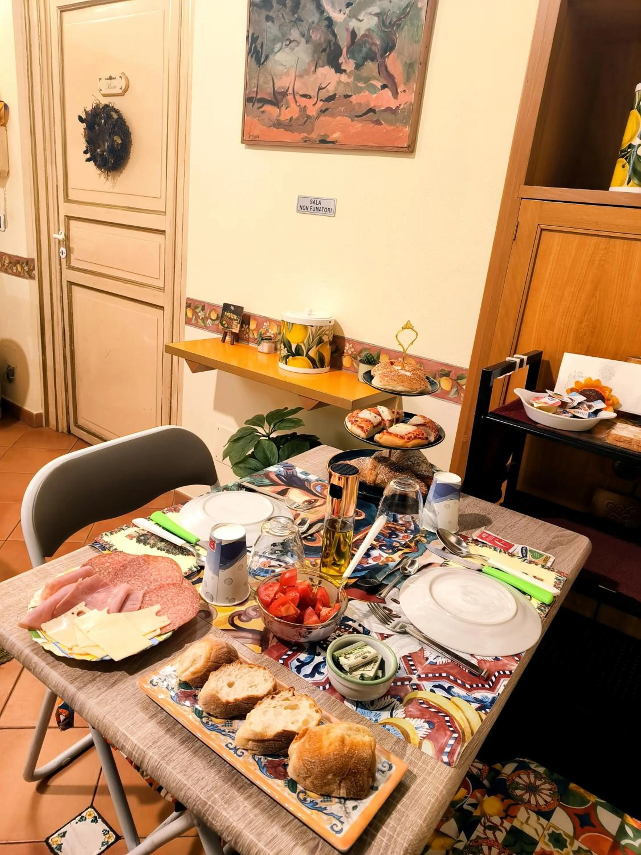 Buffet breakfast in Vittorio Emanuele Rooms di Prinzi