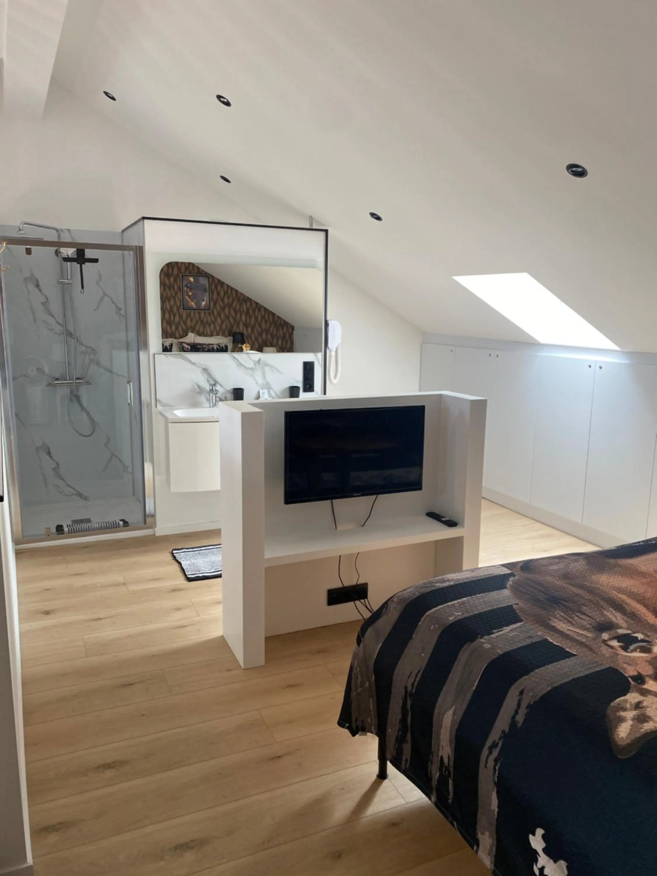 Bed in Hotel Des Ardennes