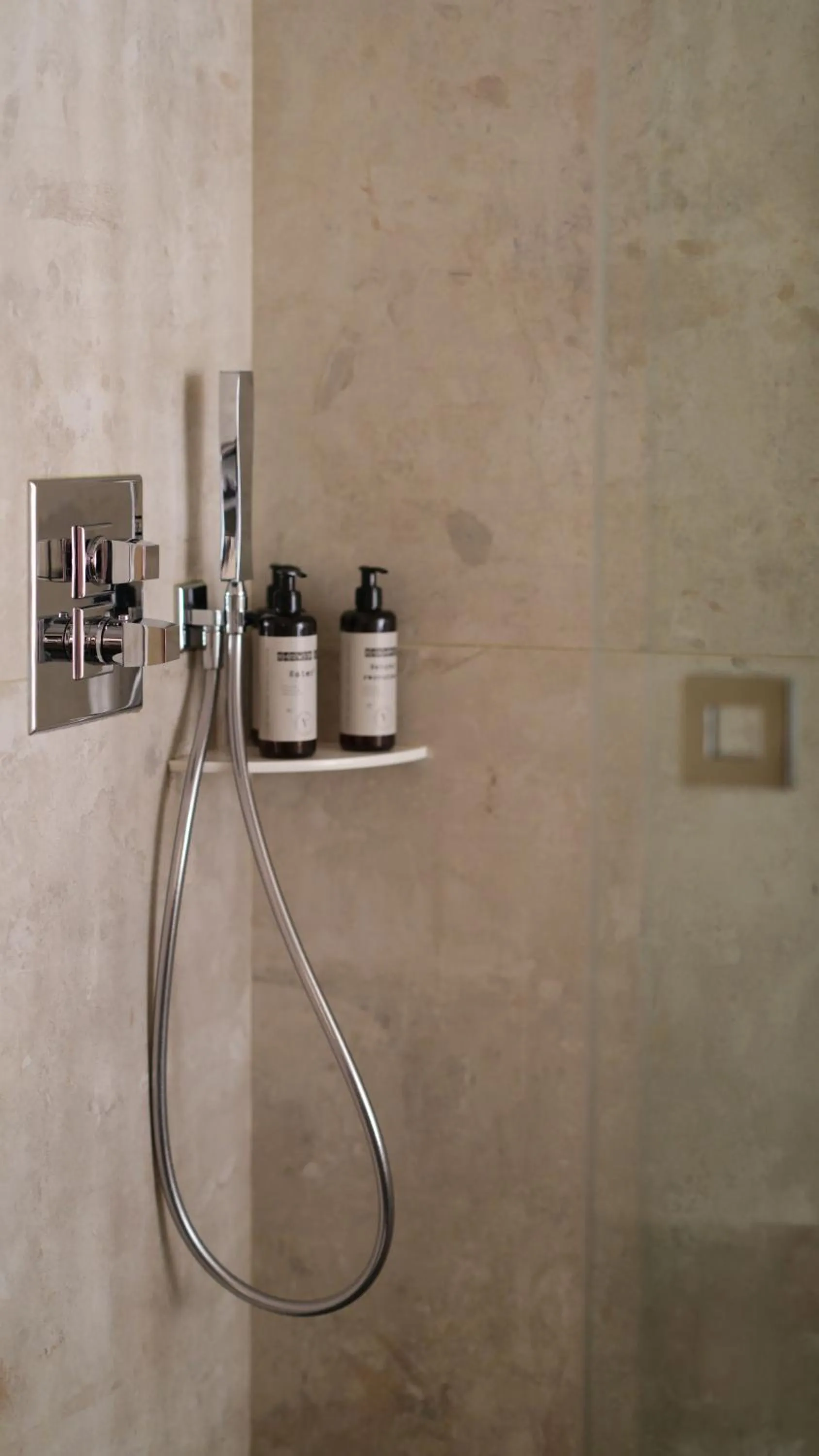 Shower in Five Seas by Inwood Hotels