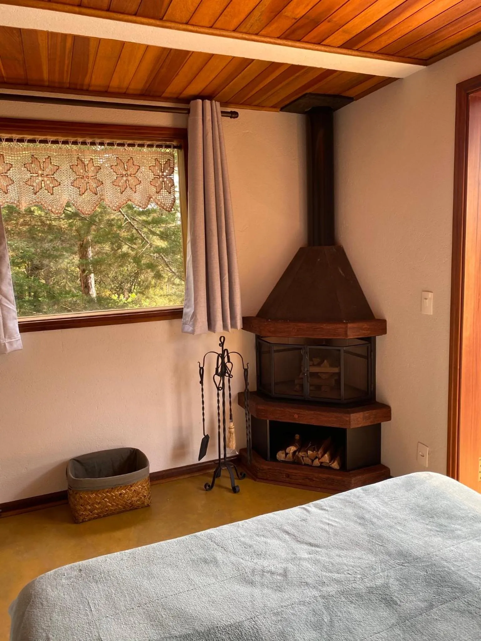 flat iron, Bed in Capricho da Natureza Pousada