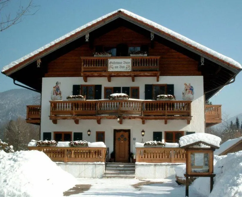 Facade/entrance in Gästehaus Baier am Bad