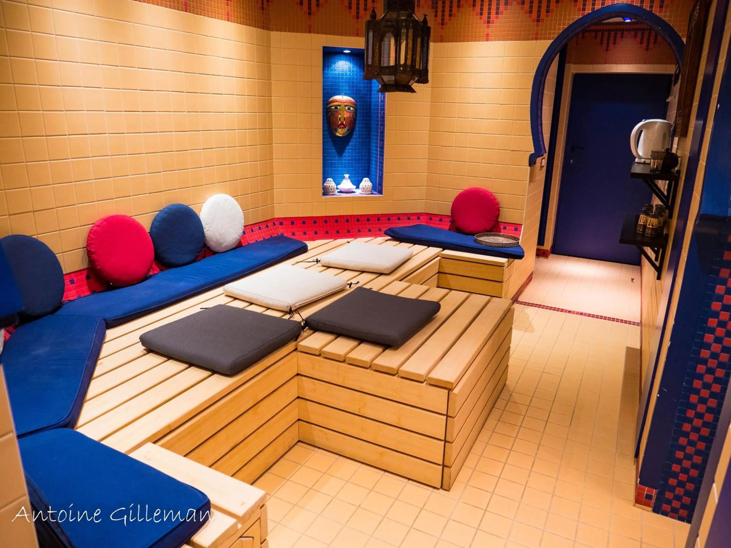 Spa and wellness centre/facilities in La Petite Bruyere De Renaix