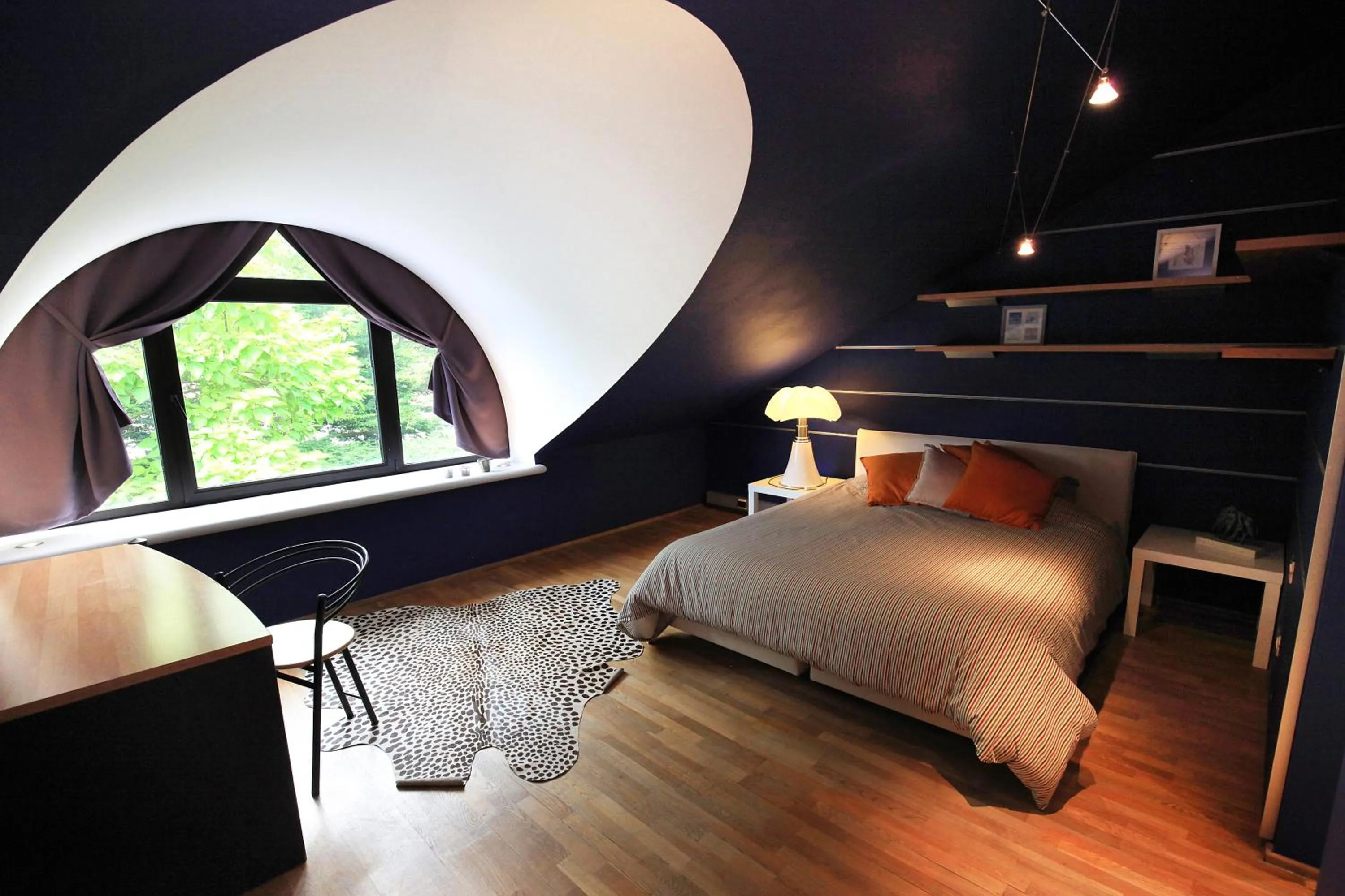 Photo of the whole room, Bed in La Petite Bruyere De Renaix