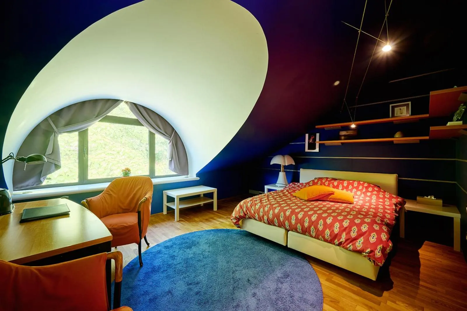 Photo of the whole room, Bed in La Petite Bruyere De Renaix