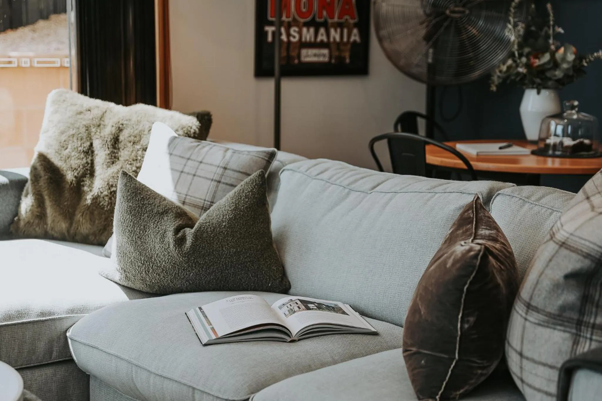 Living room in Finnview House