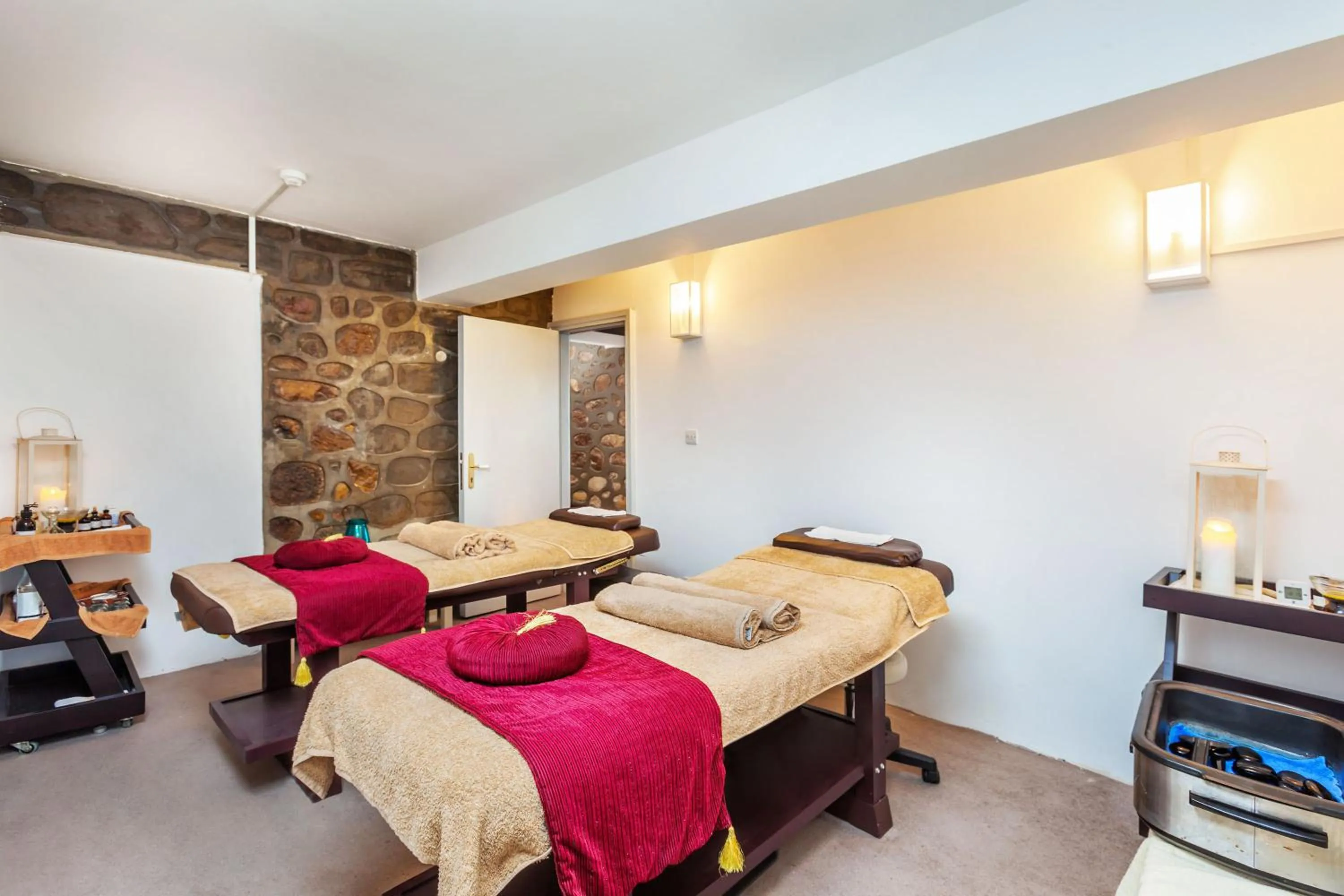 Massage, Bed in Troodos Hotel & Spa