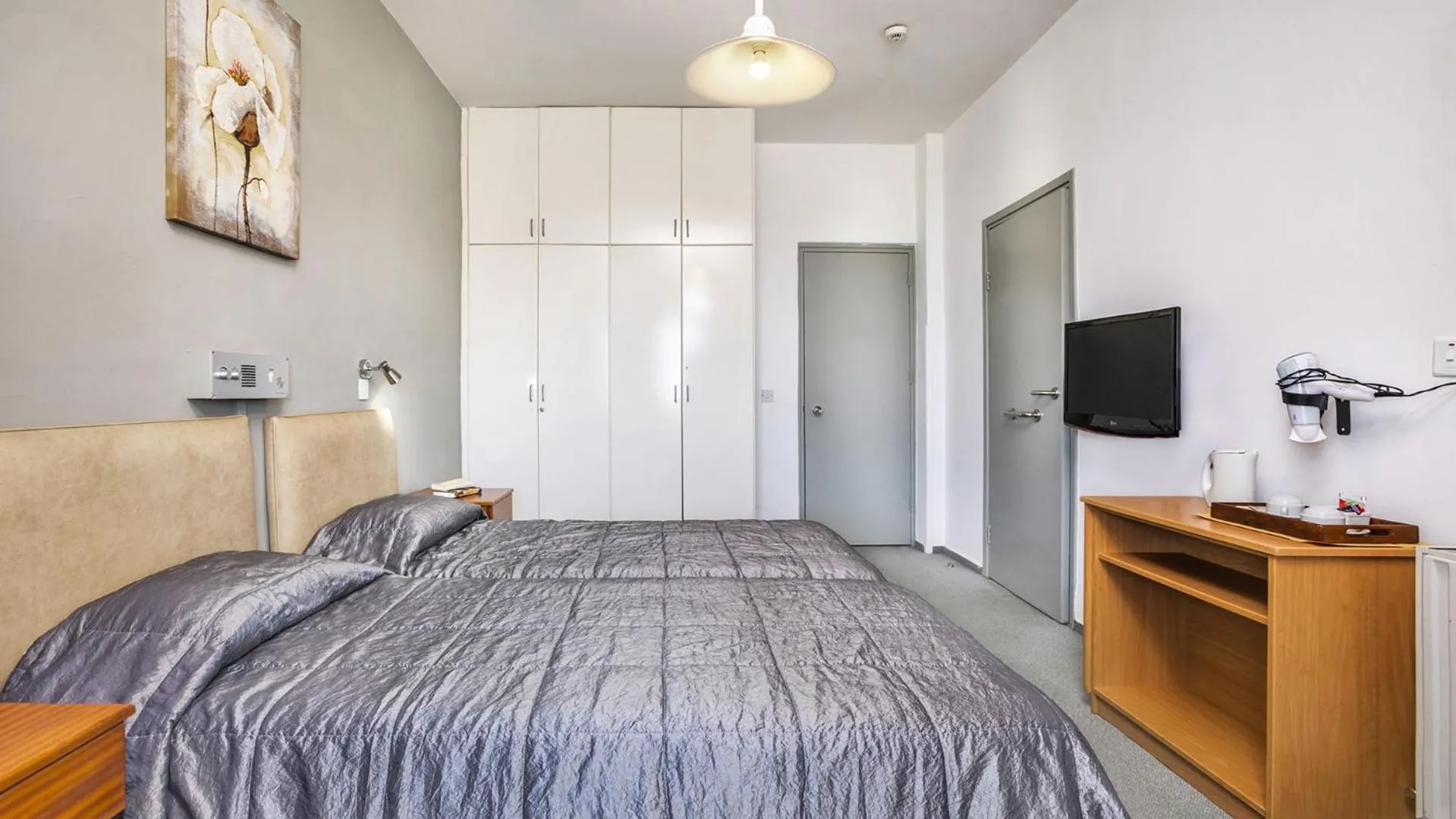 Bed in Troodos Hotel & Spa