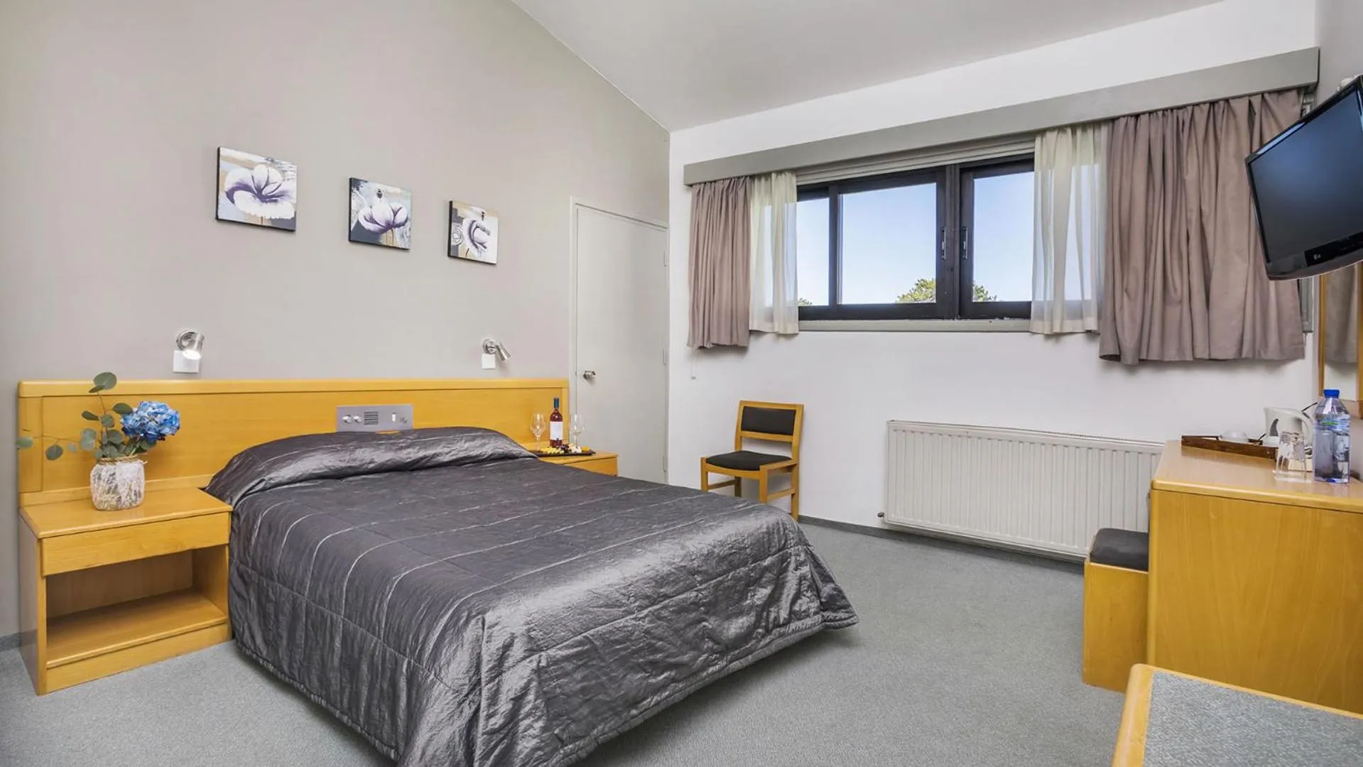 Bed in Troodos Hotel & Spa