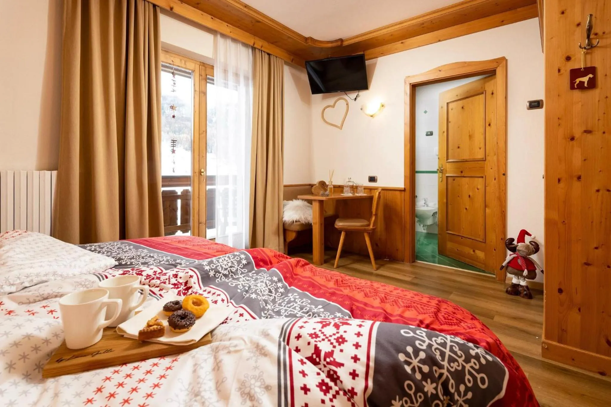 View (from property/room), Bed in Hotel Galli