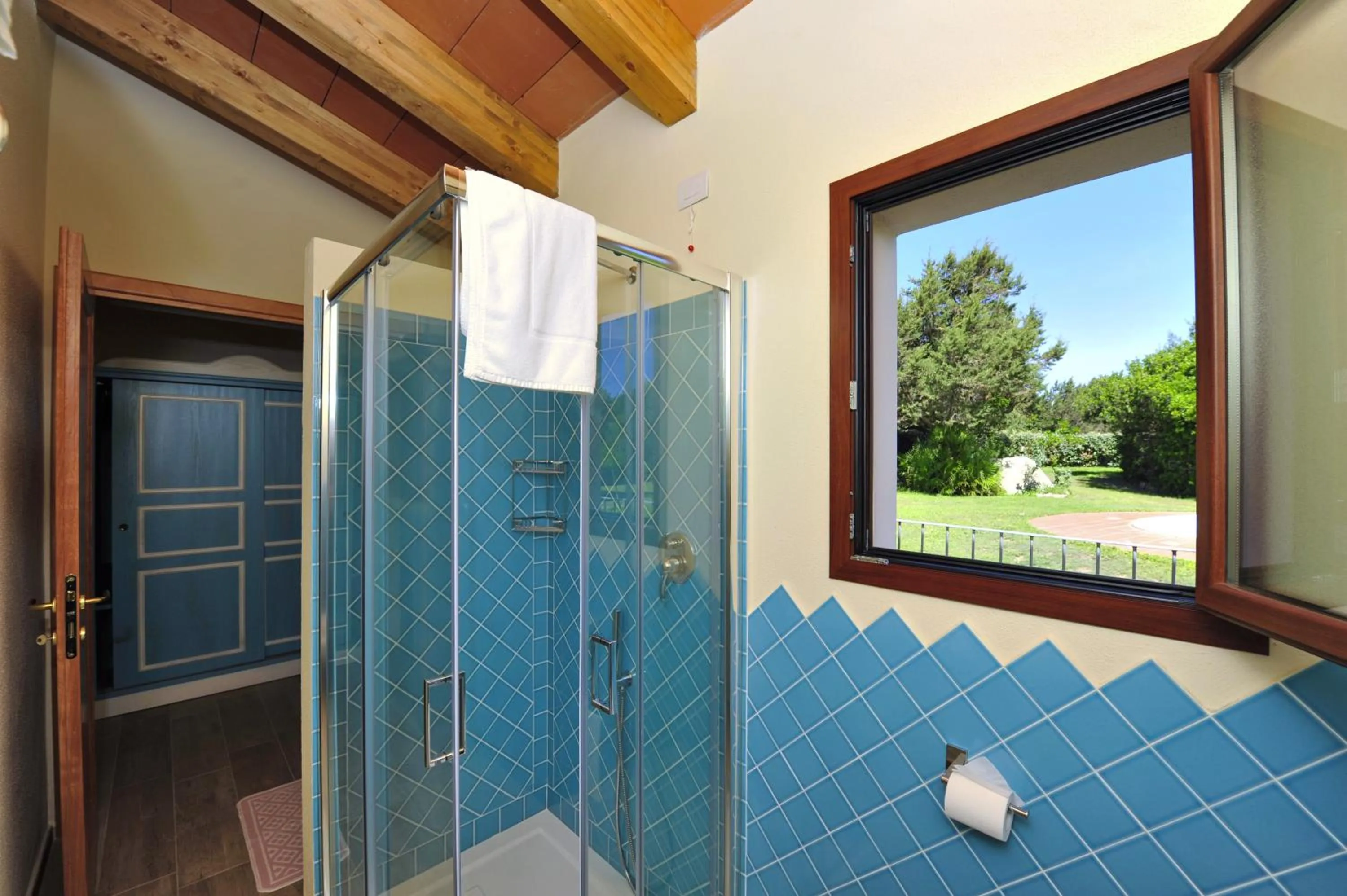 Bathroom in Hotel L'Esagono