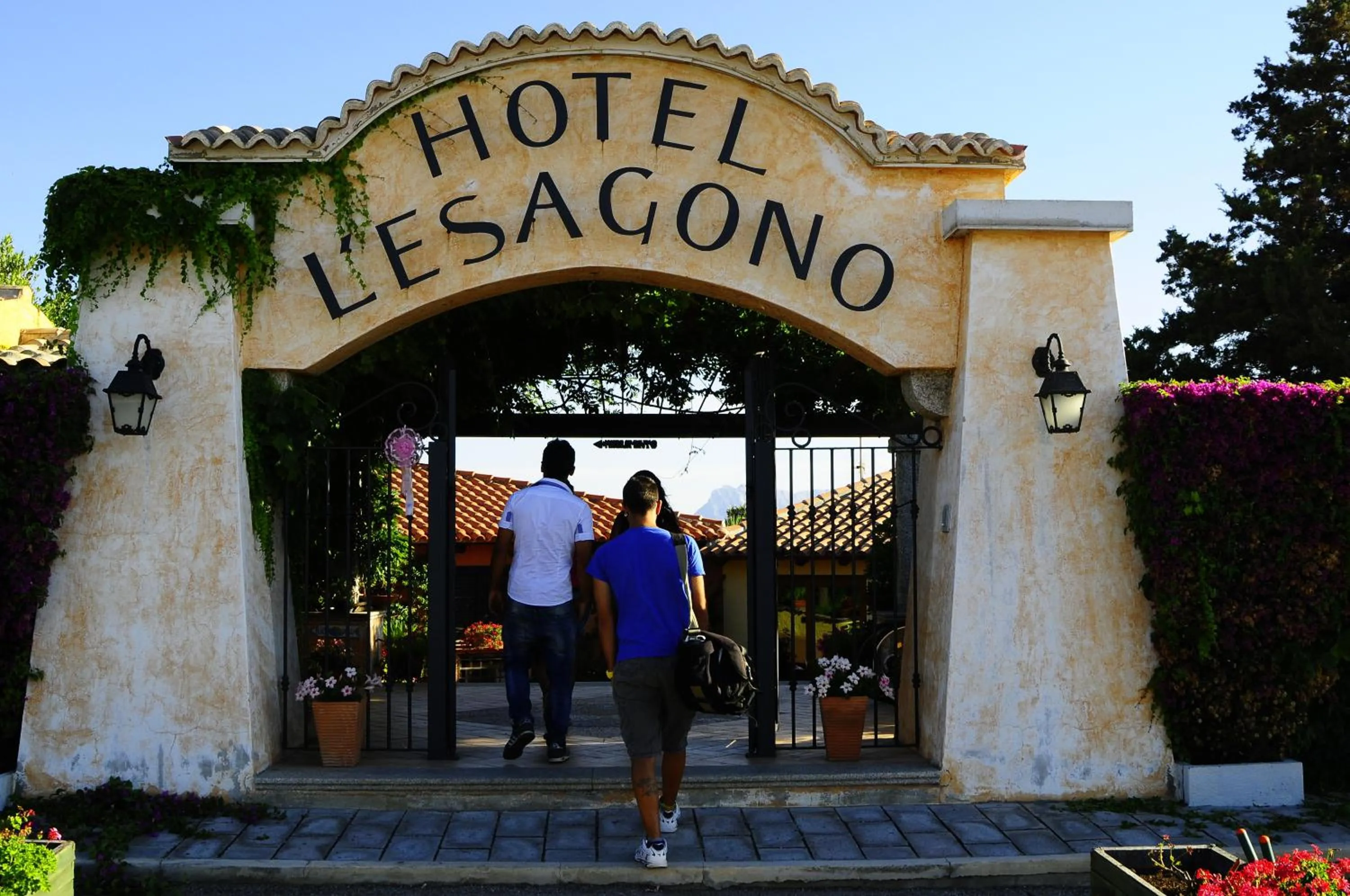 Facade/entrance in Hotel L'Esagono