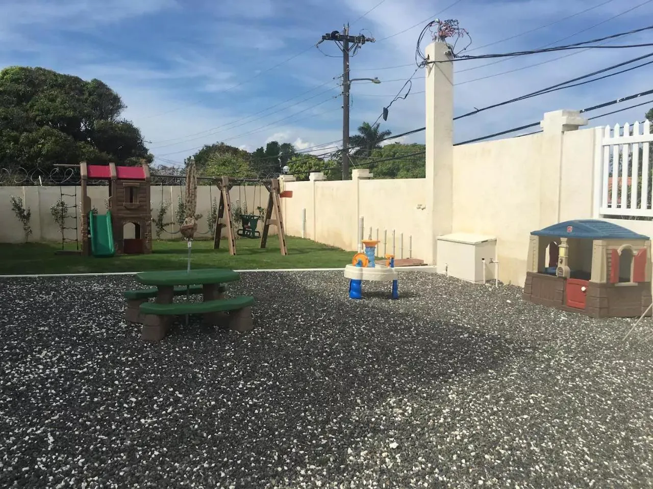 Area and facilities in Luxury 2BR Home facing Beach w/Pool Montego Bay #3