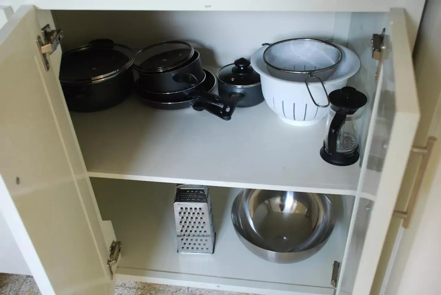 Kitchen or kitchenette in Luxury 2BR Home facing Beach w/Pool Montego Bay #3