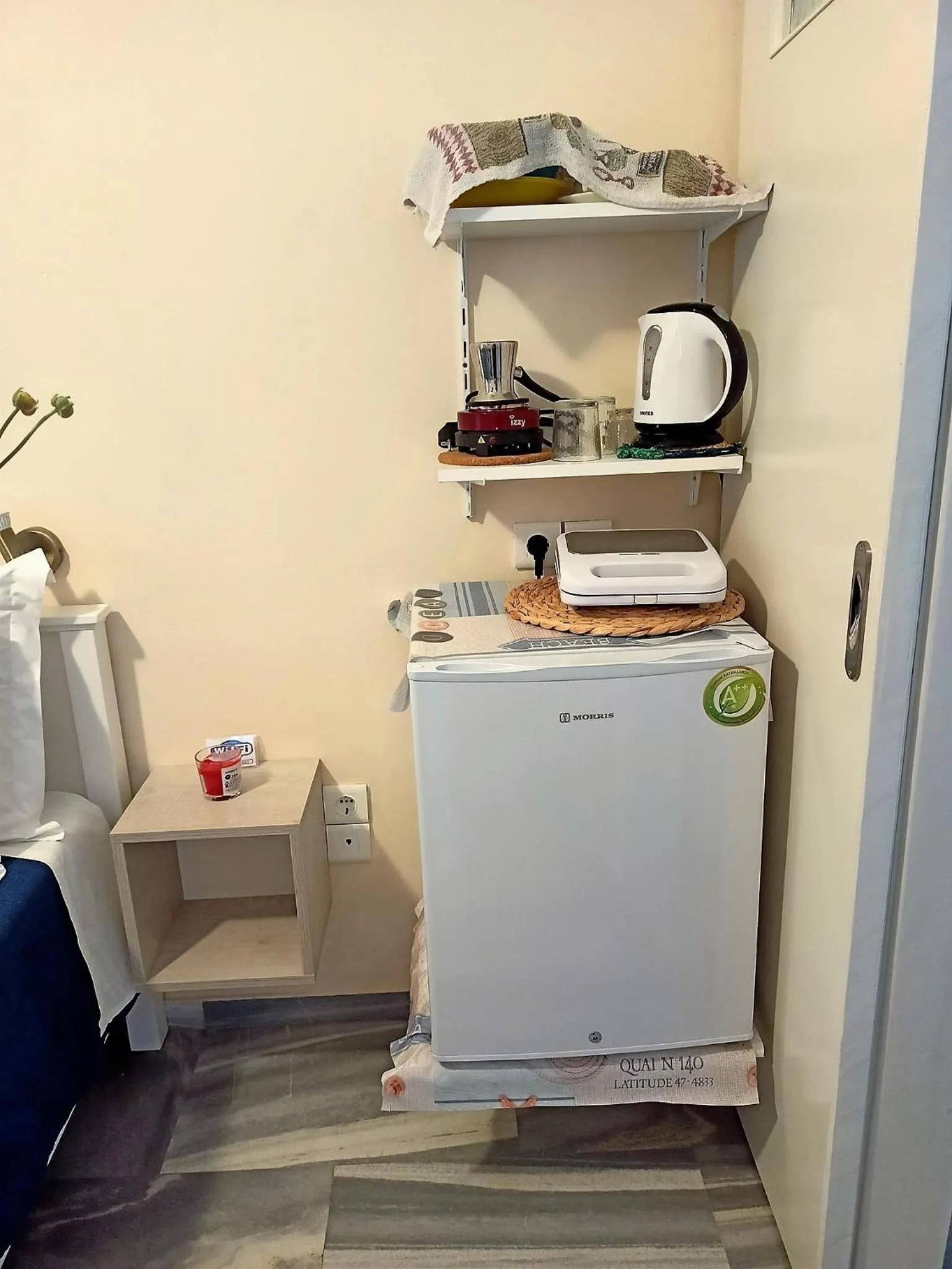 Coffee/tea facilities in Marisa Rooms