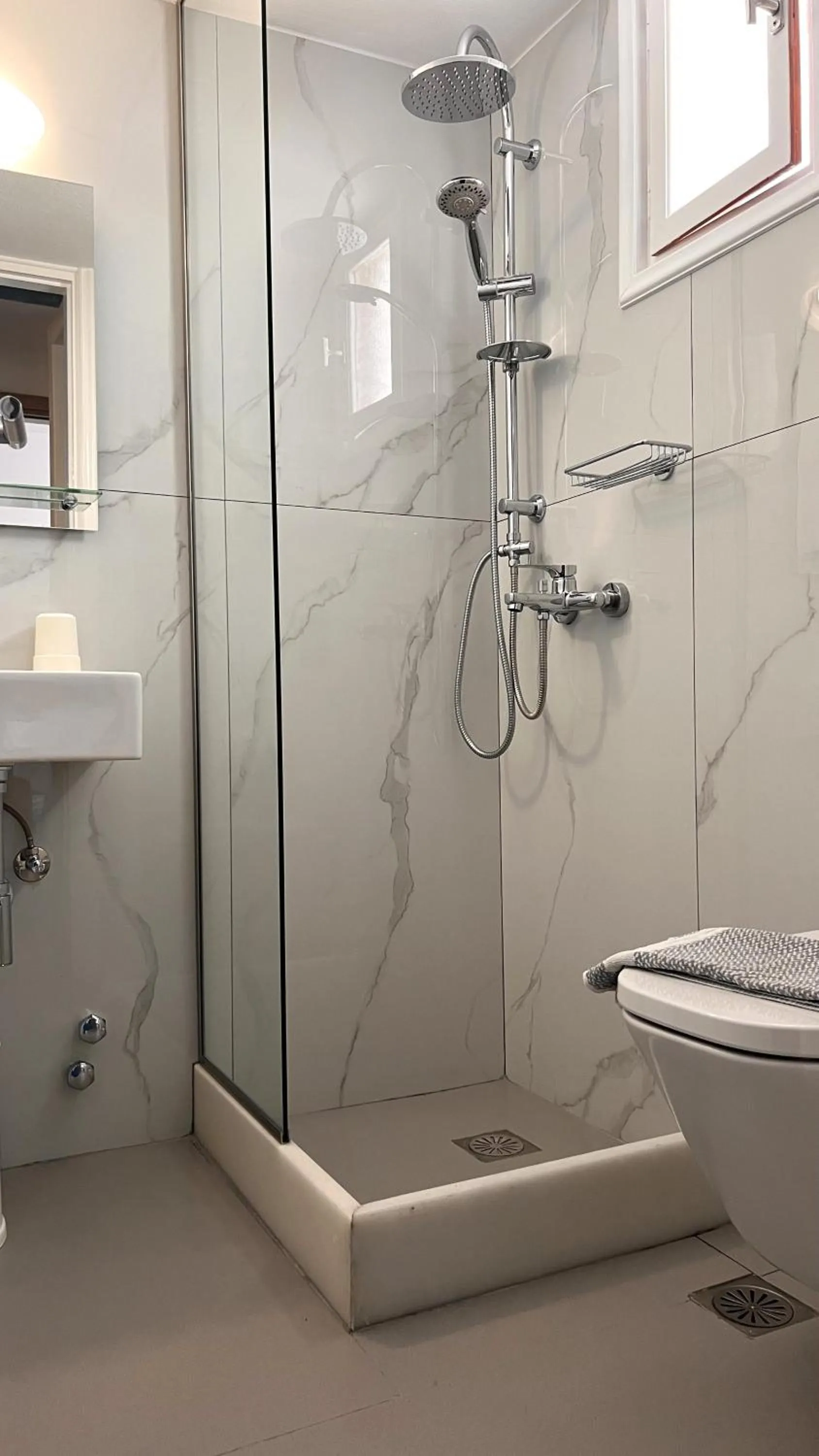 Bathroom in Marisa Rooms