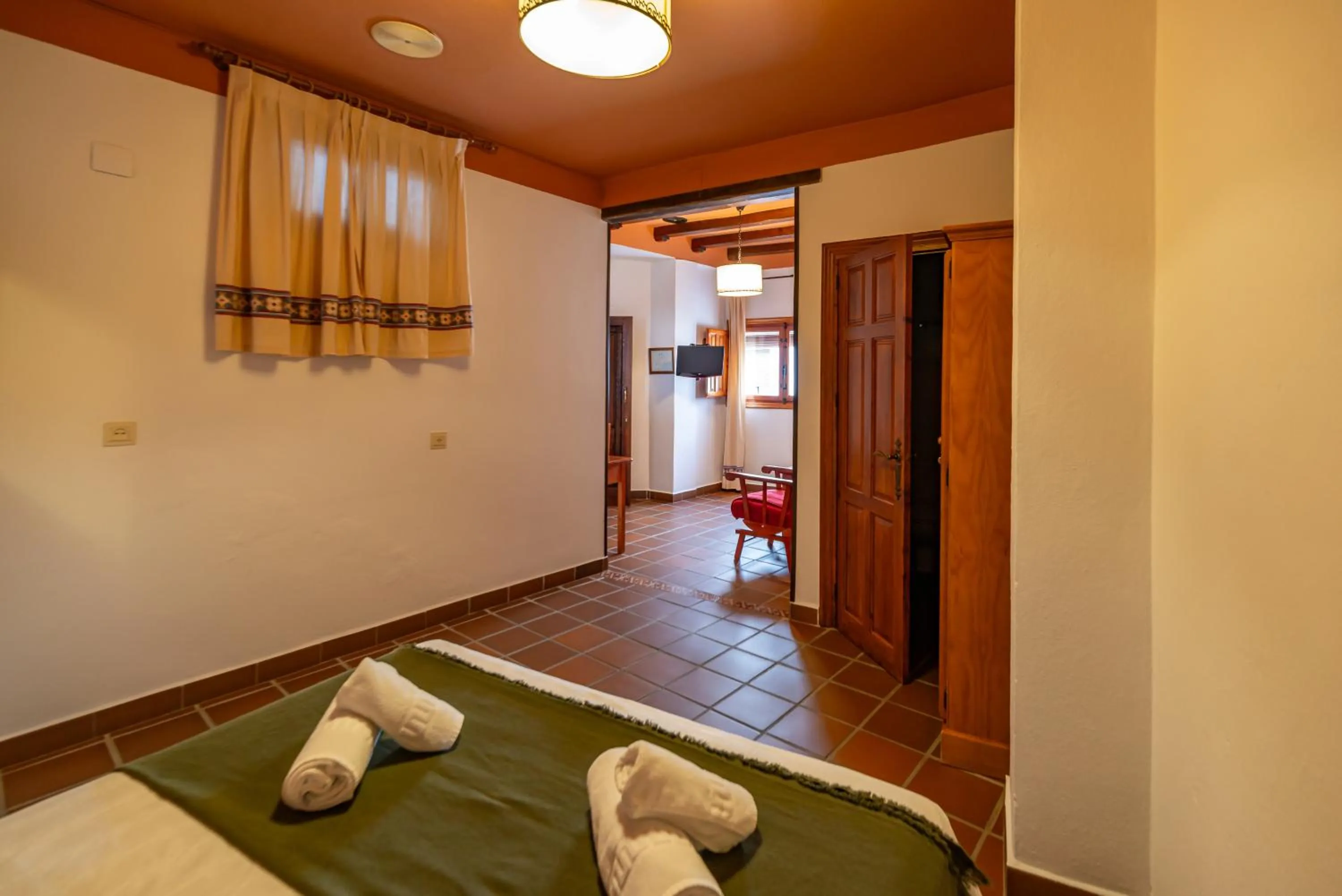 Bed in Hotel La Fragua I