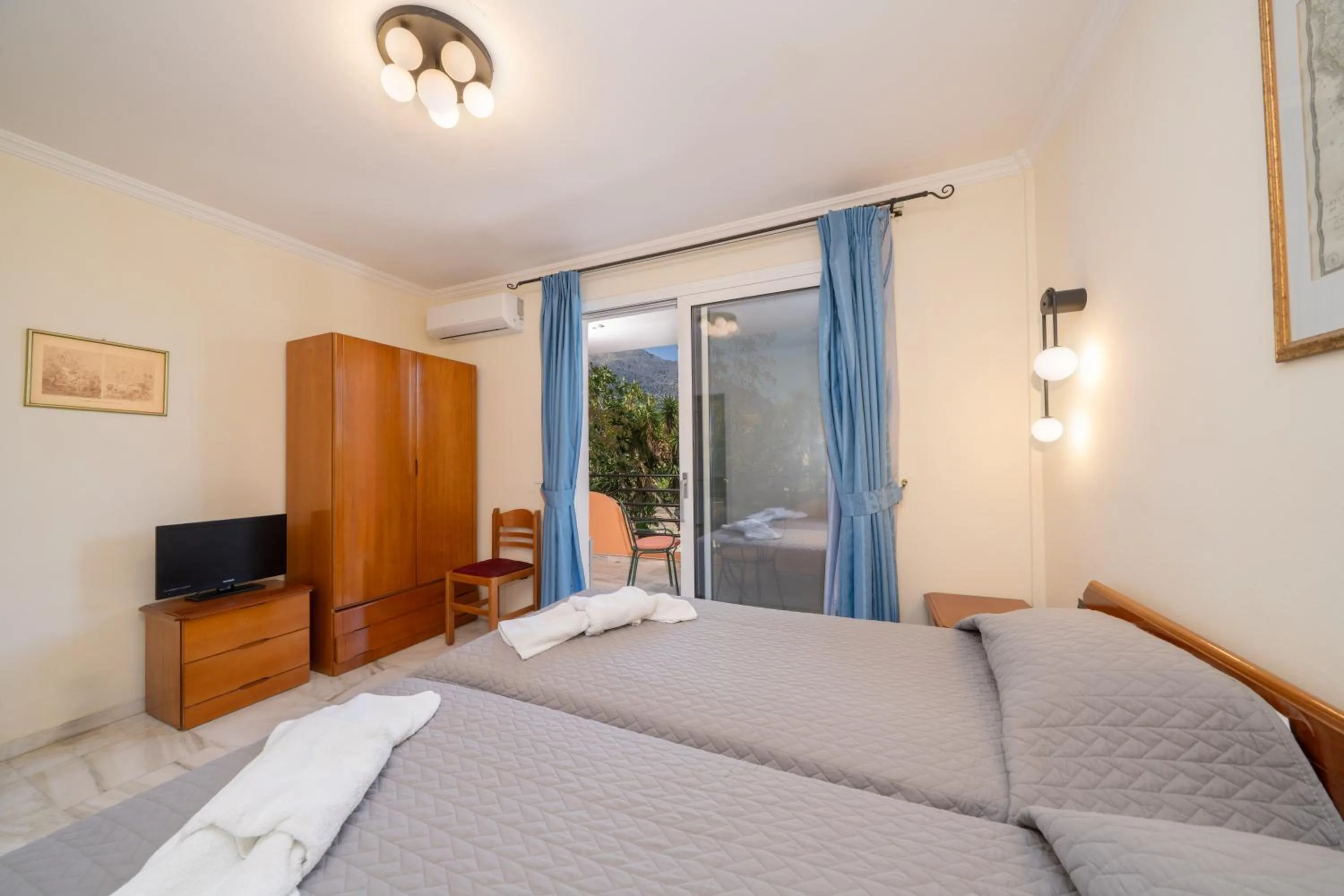 Bed in Odysseus Palace