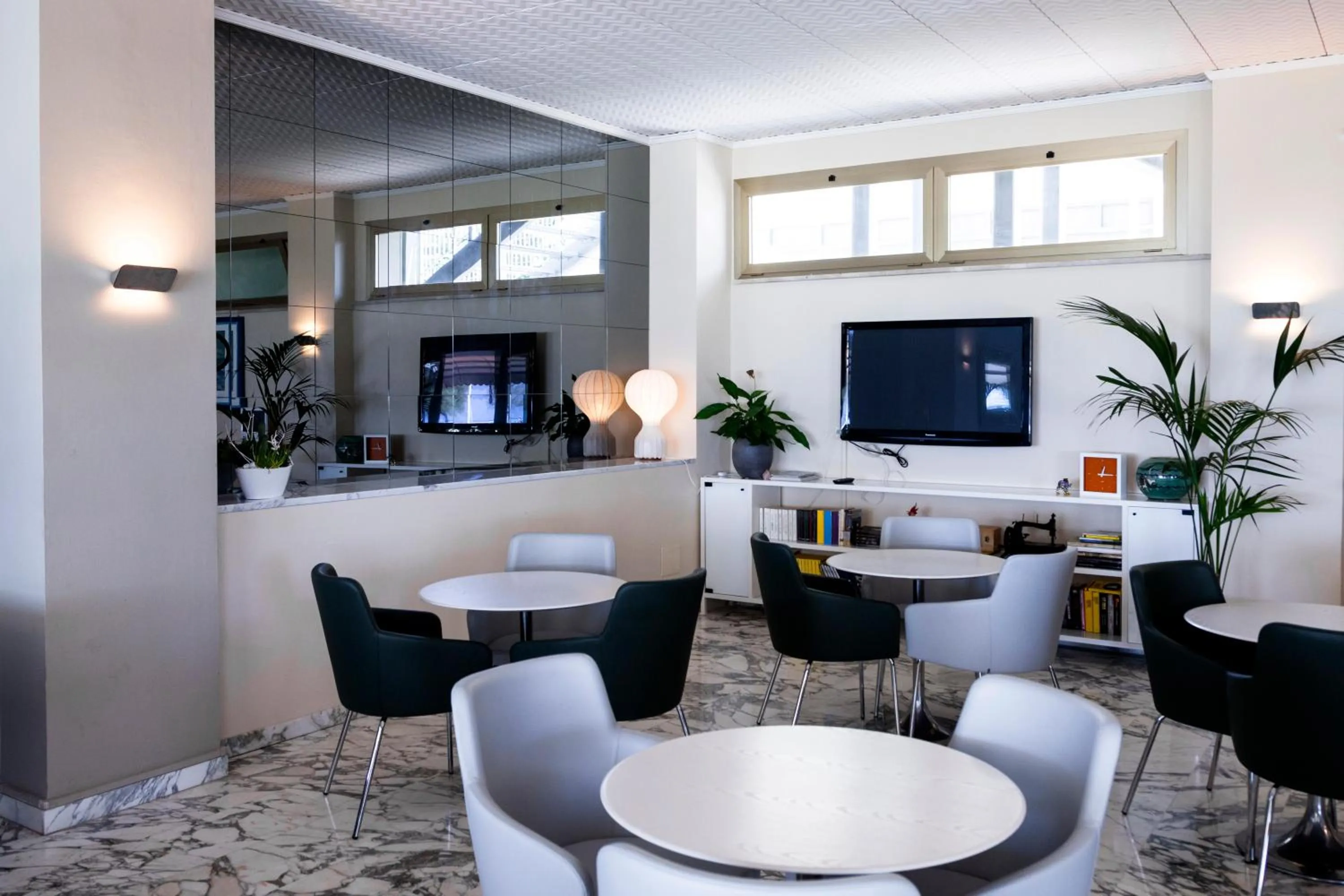 Seating area in Hotel Metropol