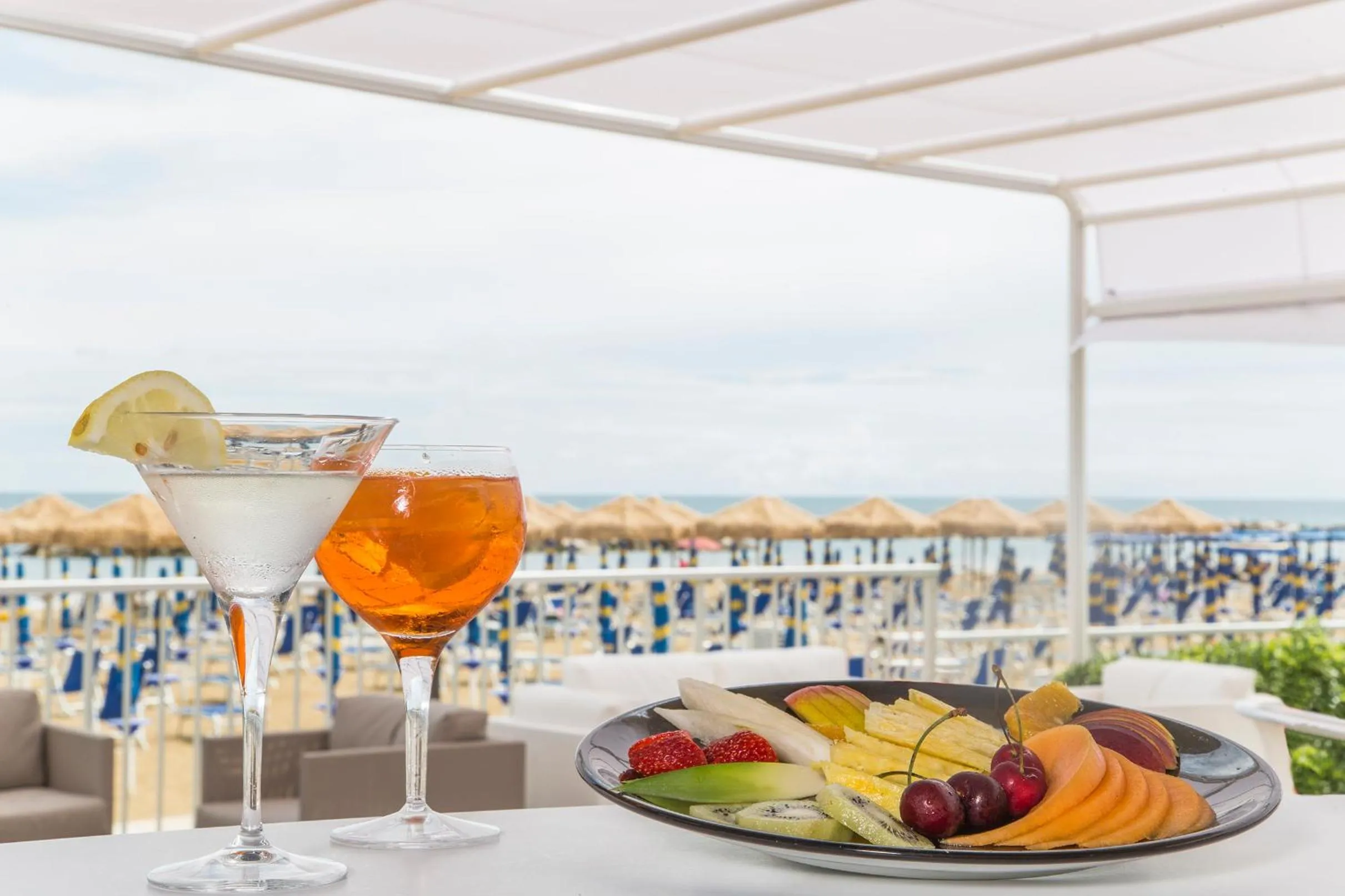 Lounge or bar in Hotel Mara