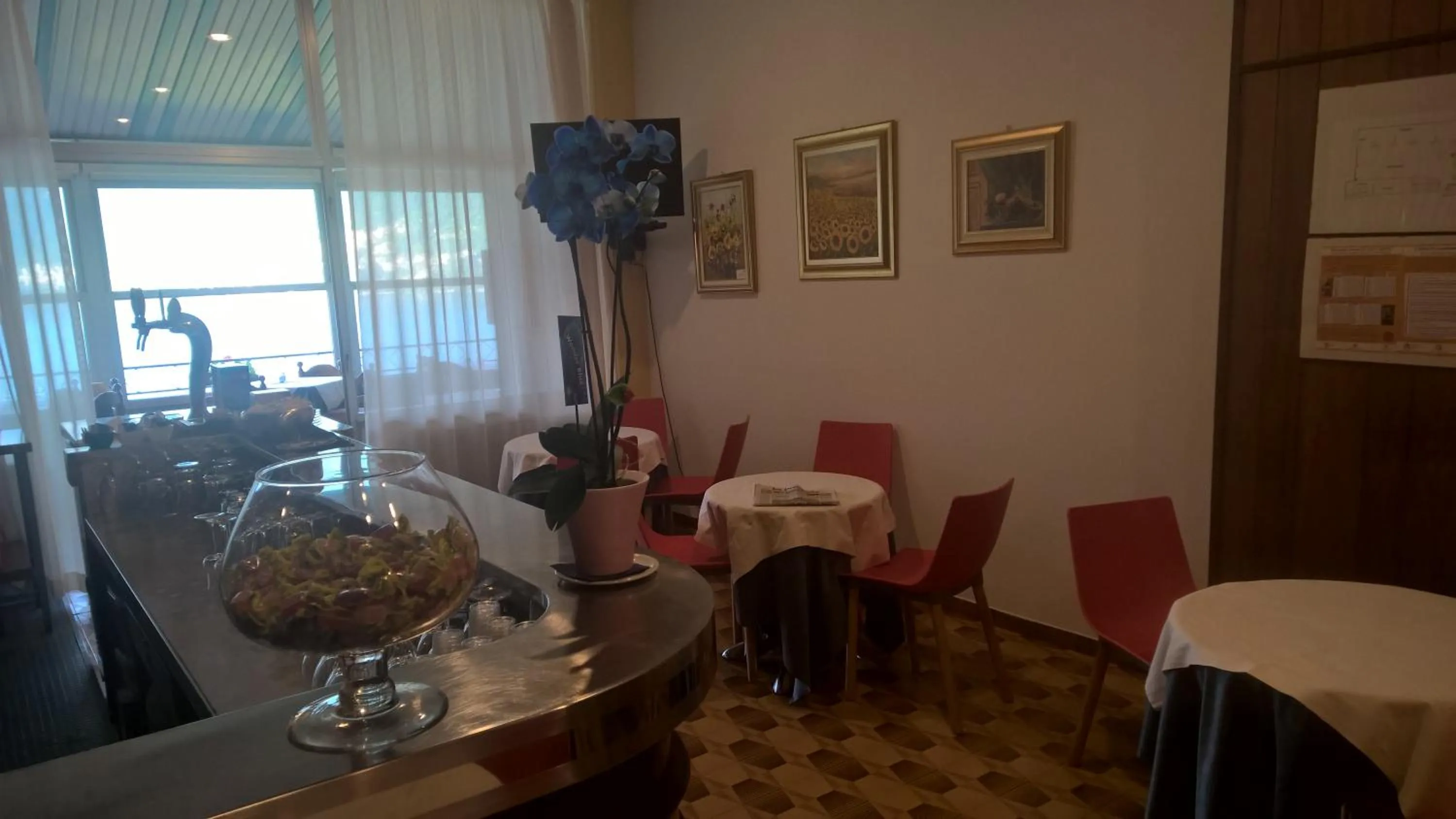 Restaurant/places to eat in Hotel Glavjc