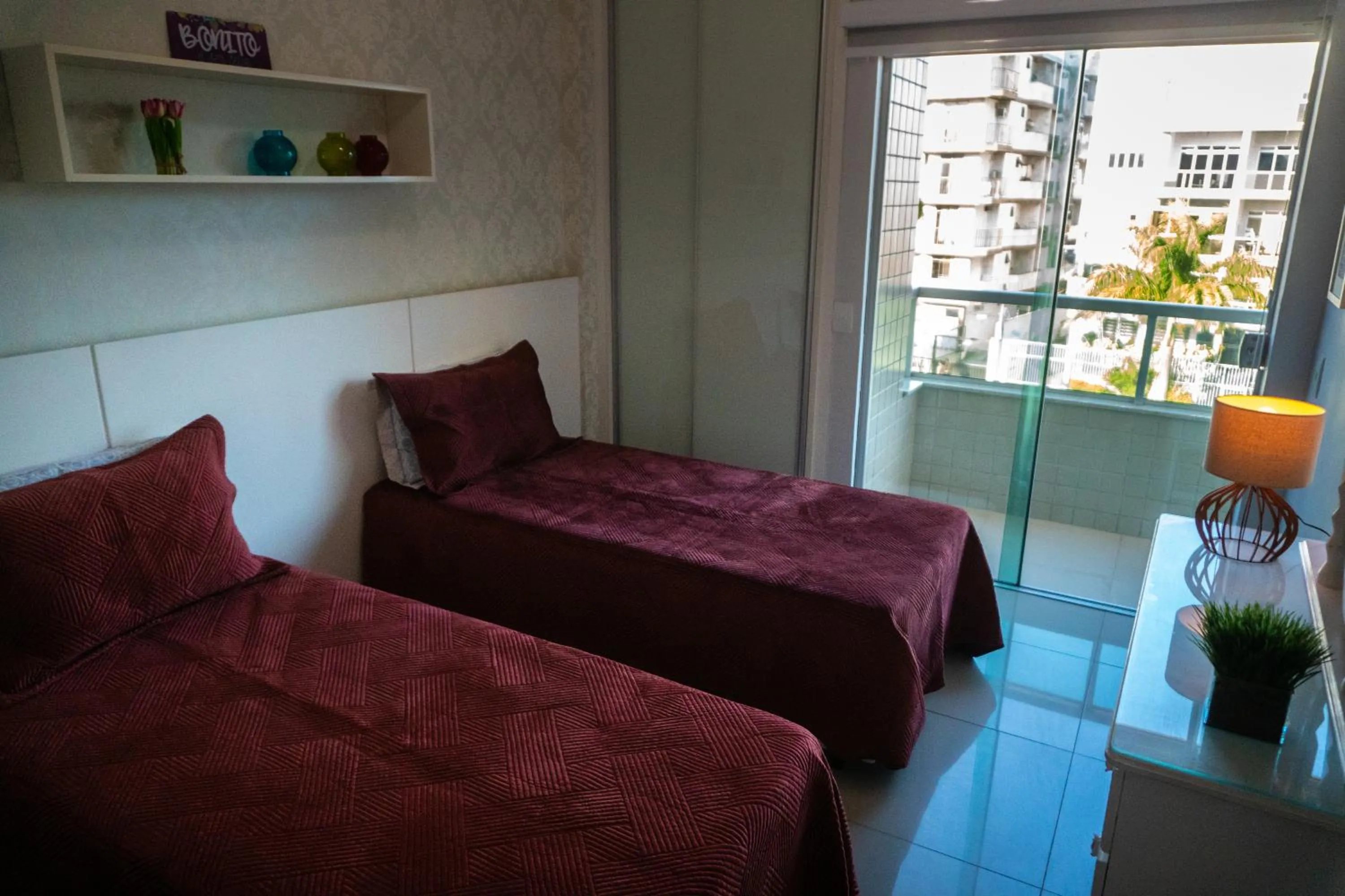 Bedroom, Bed in Maravilhoso Apto na Praia do Forte Wi-Fi 600 MB