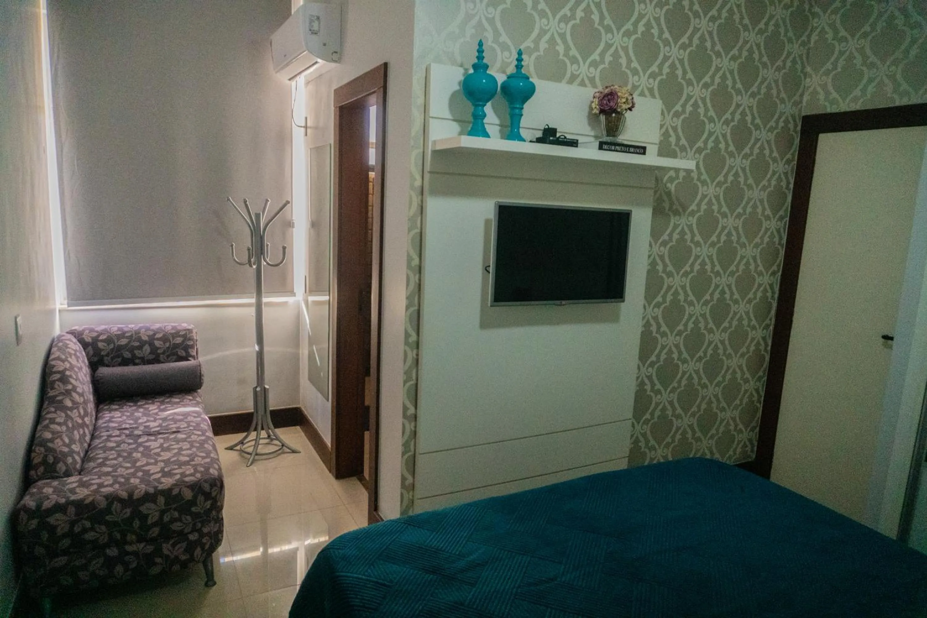 Bedroom, Bed in Maravilhoso Apto na Praia do Forte Wi-Fi 600 MB