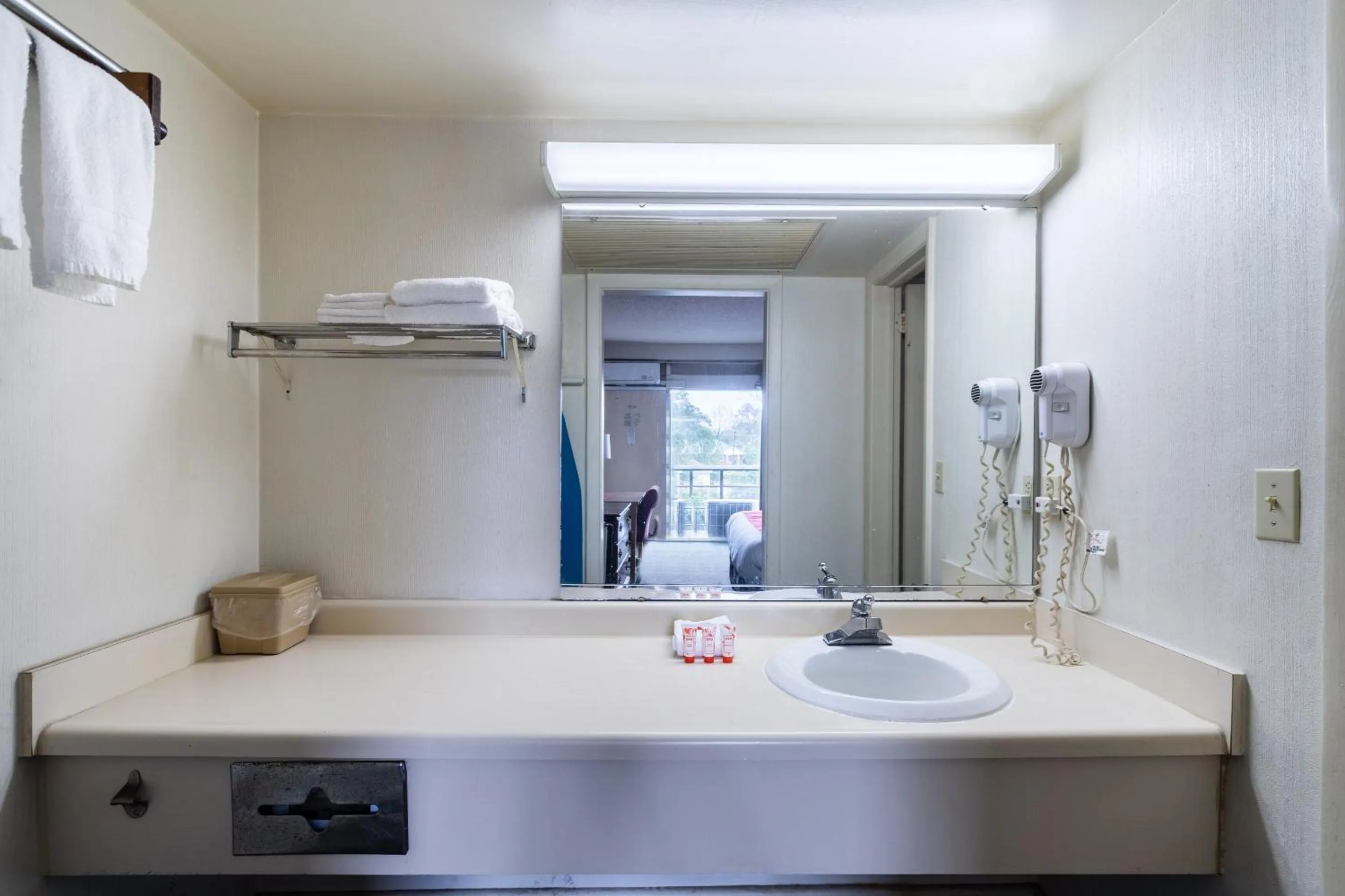 Bathroom in OYO Hotel Sumter SC Downtown