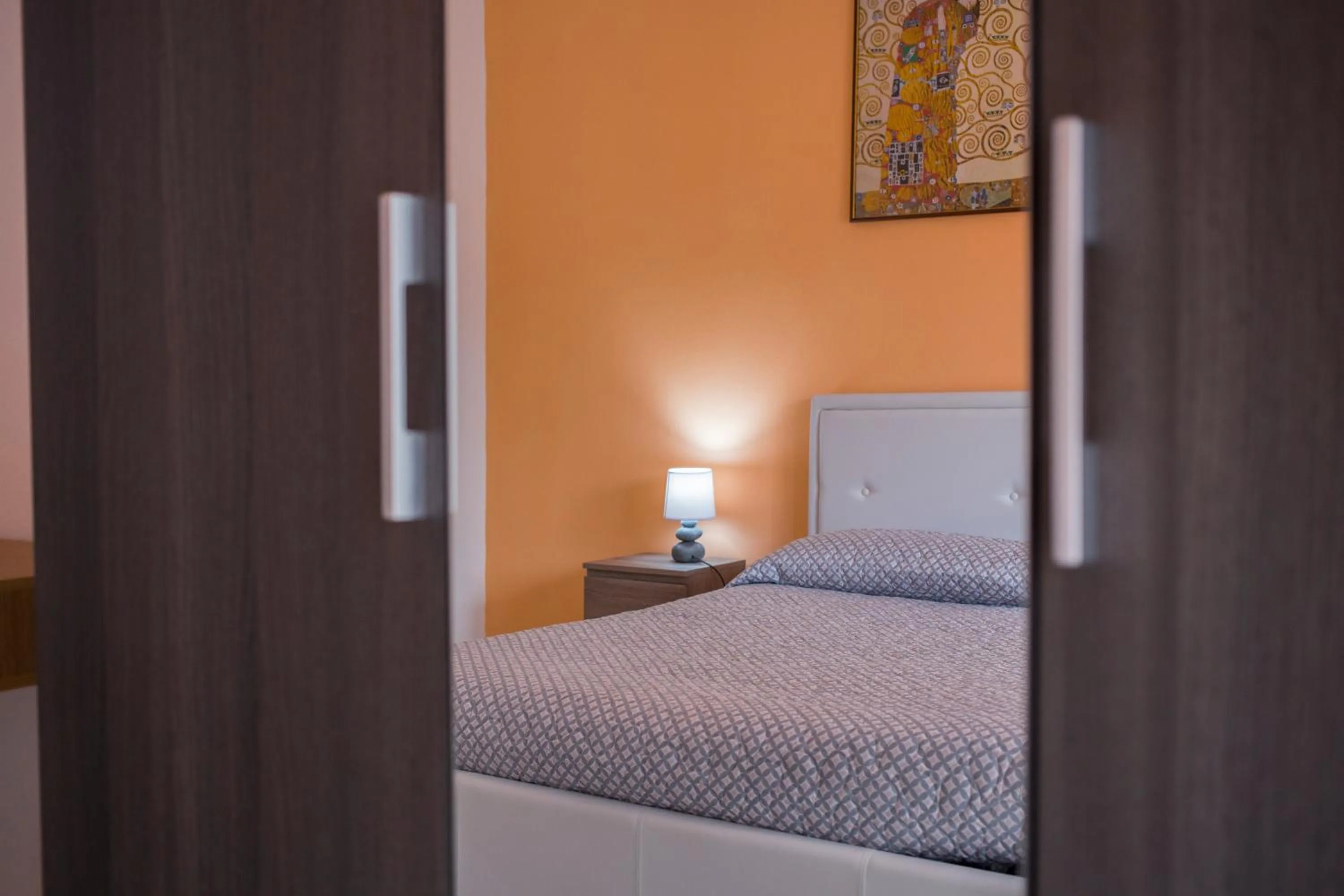 Decorative detail, Bed in Sandalia B&B