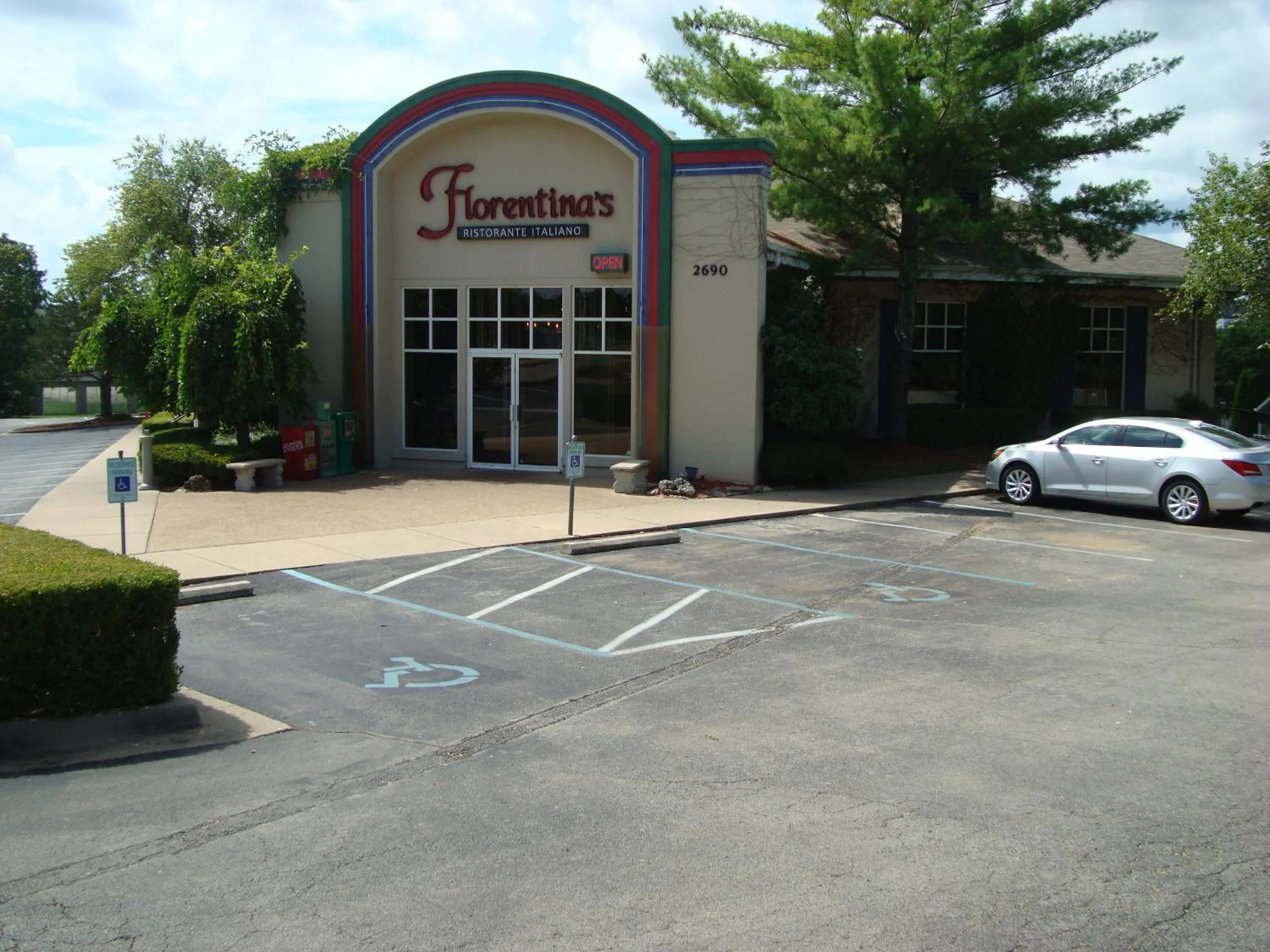 Restaurant/places to eat in Grant's Condo in The Greens