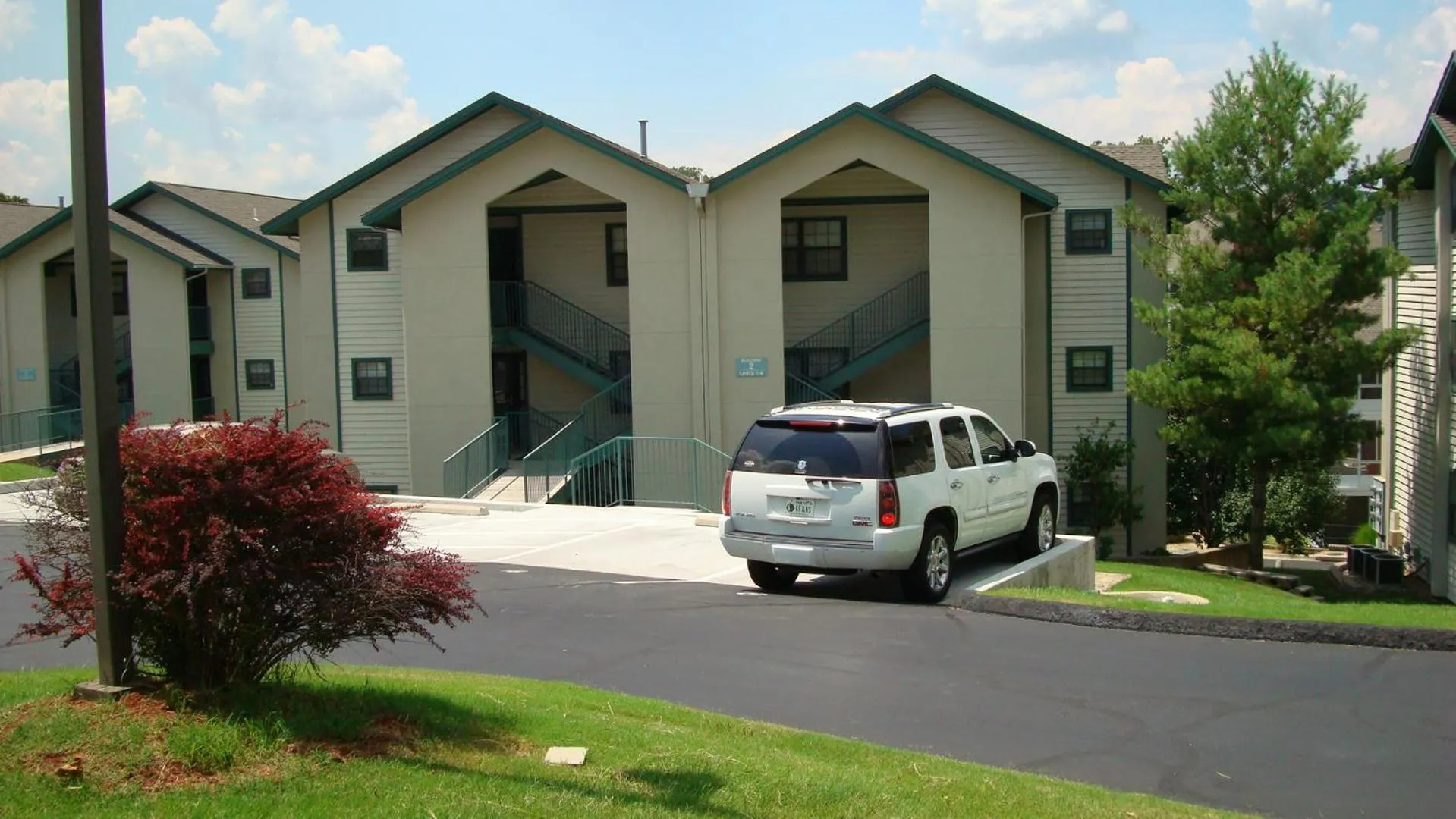 Property building in Grant's Condo in The Greens