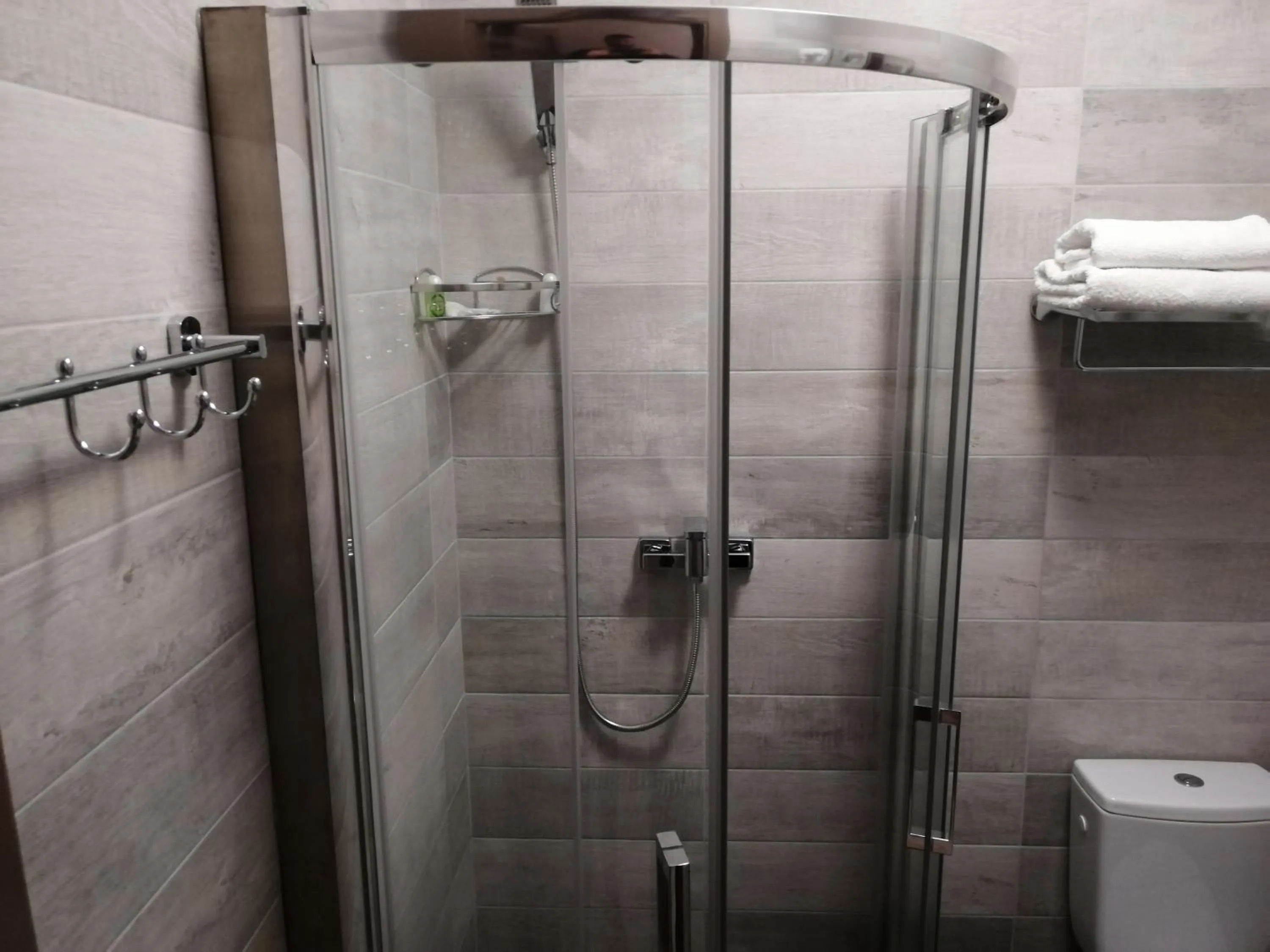 Shower in Centralnyi hotel